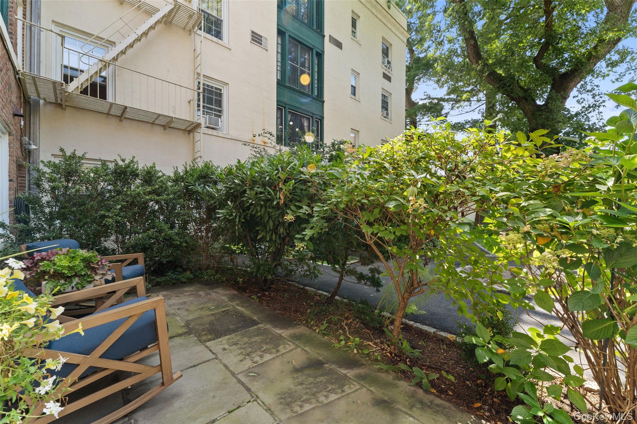 12 Brooklands # GM, Bronxville, NY 10708