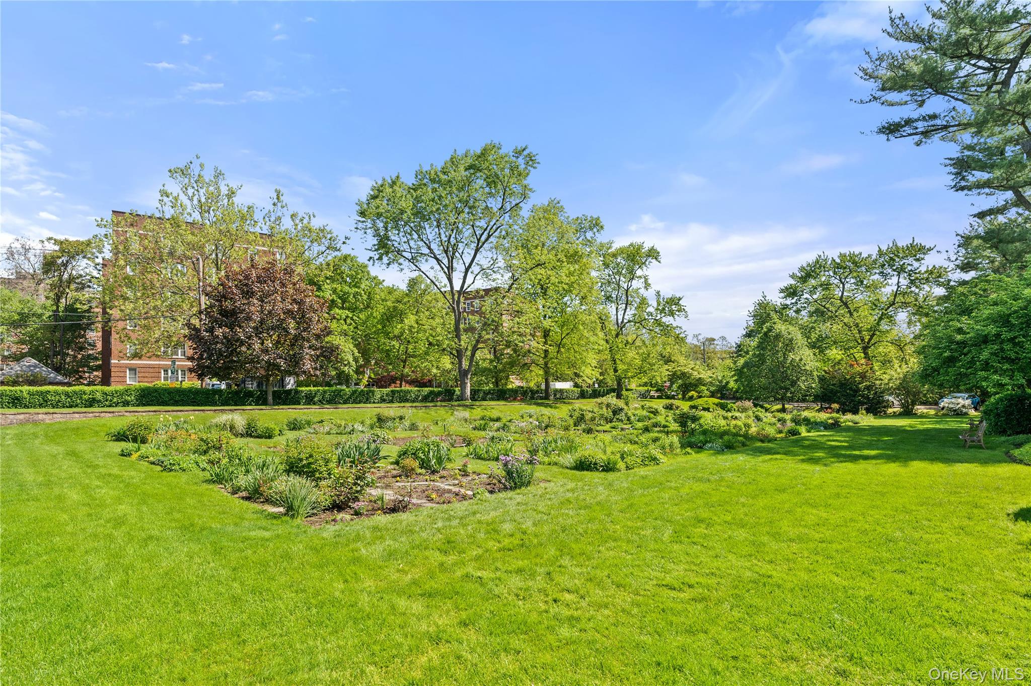 12 Brooklands # GM, Bronxville, NY 10708