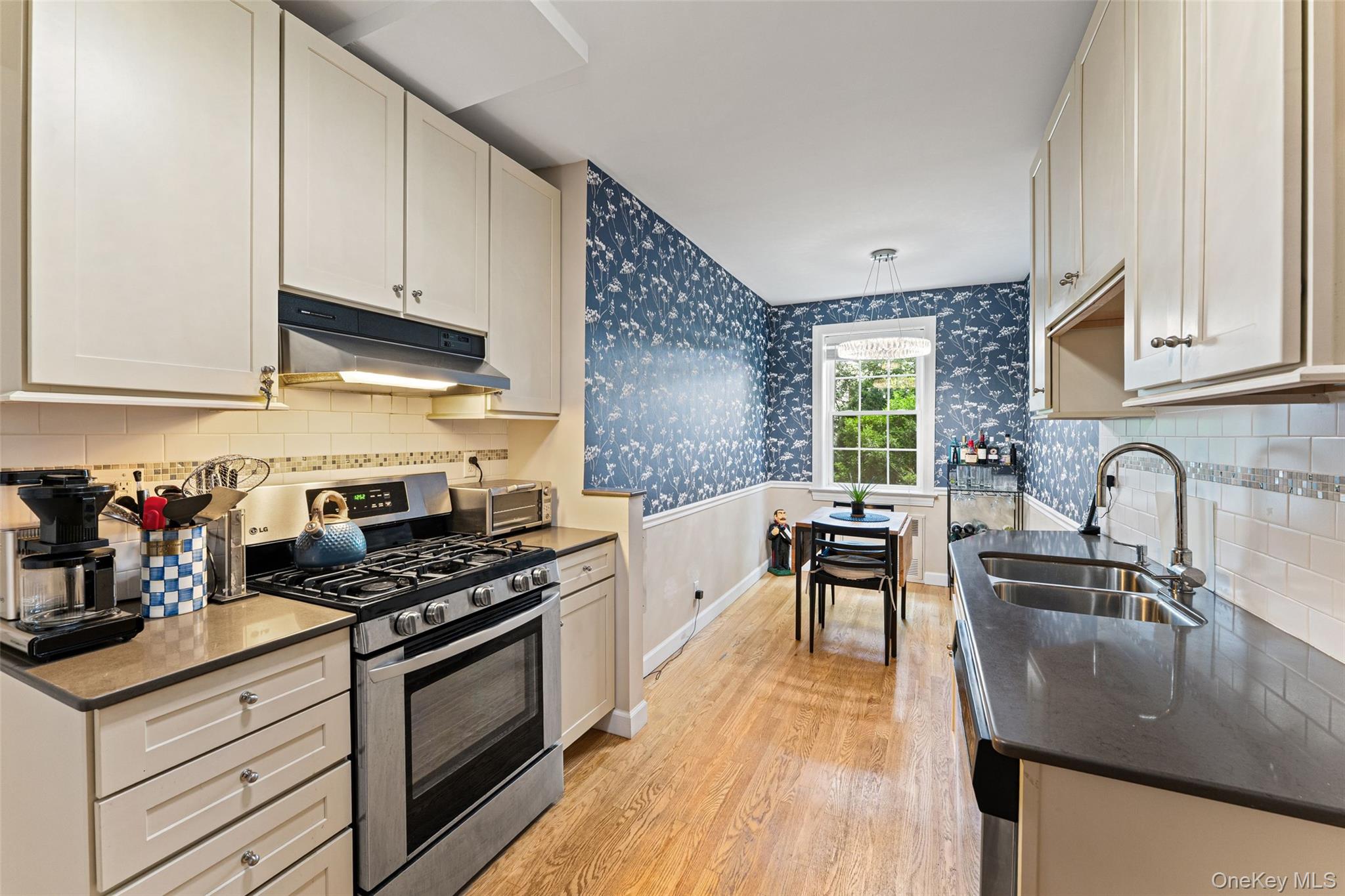 12 Brooklands # GM, Bronxville, NY 10708