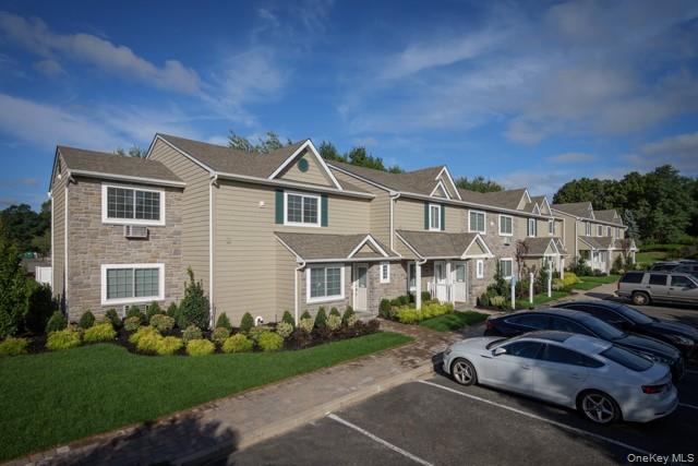 2 Victorian Court # 47, Holtsville, NY 11742