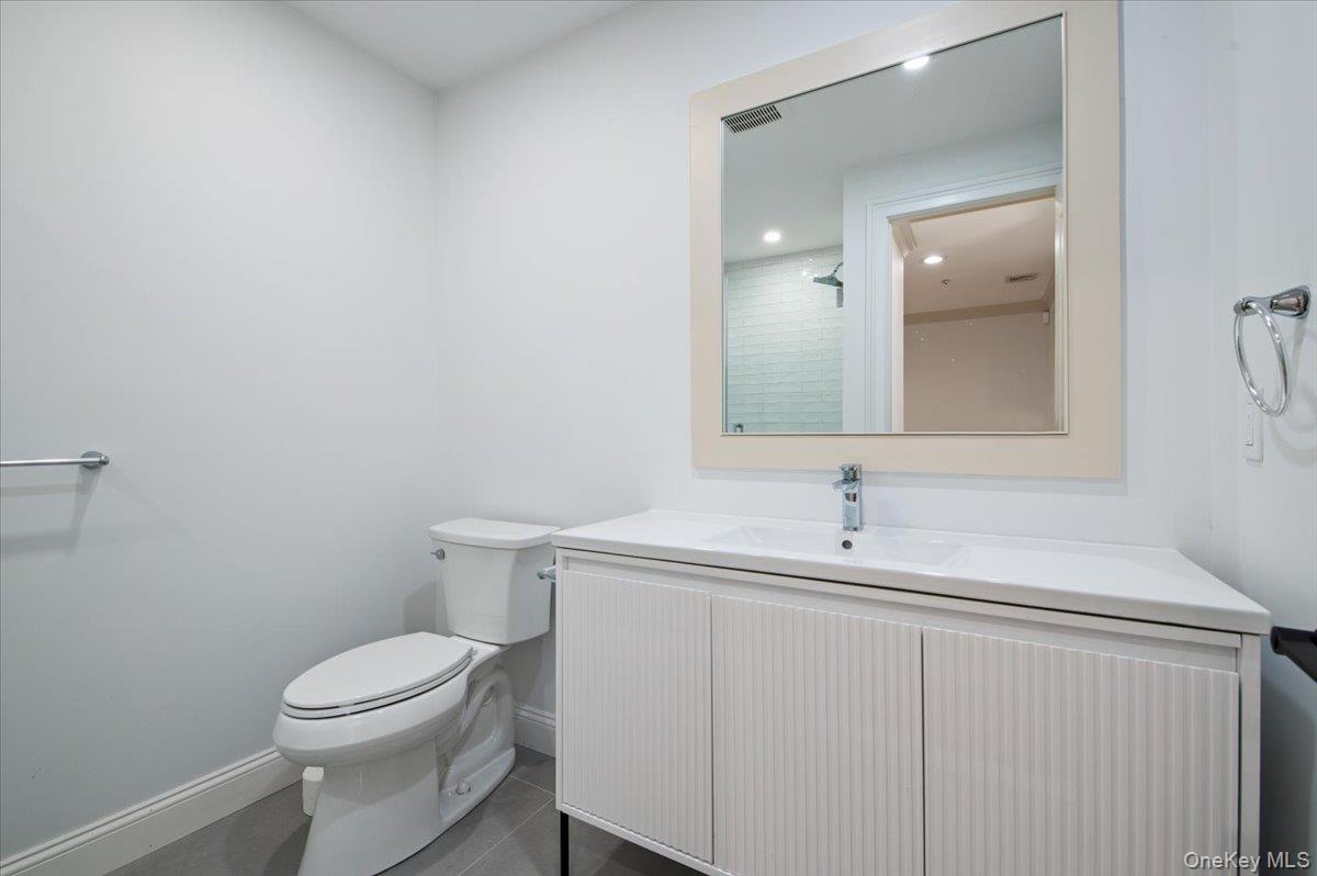 835 Channel Road, Woodsburgh, NY 11598