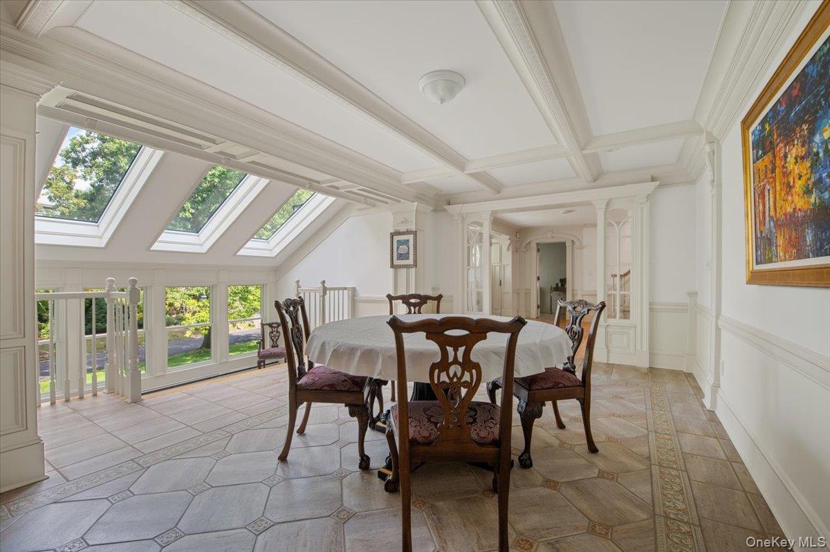 835 Channel Road, Woodsburgh, NY 11598