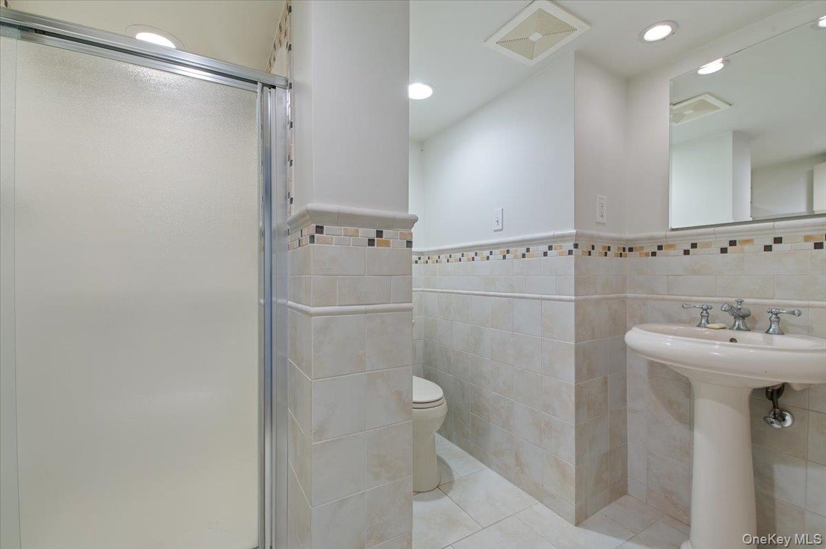 835 Channel Road, Woodsburgh, NY 11598