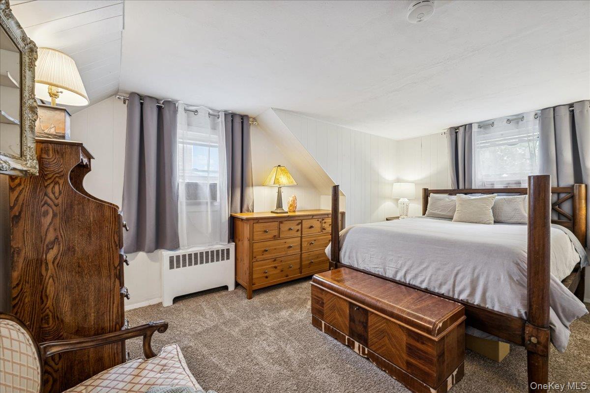 27 Mell Drive, North Babylon, NY 11703