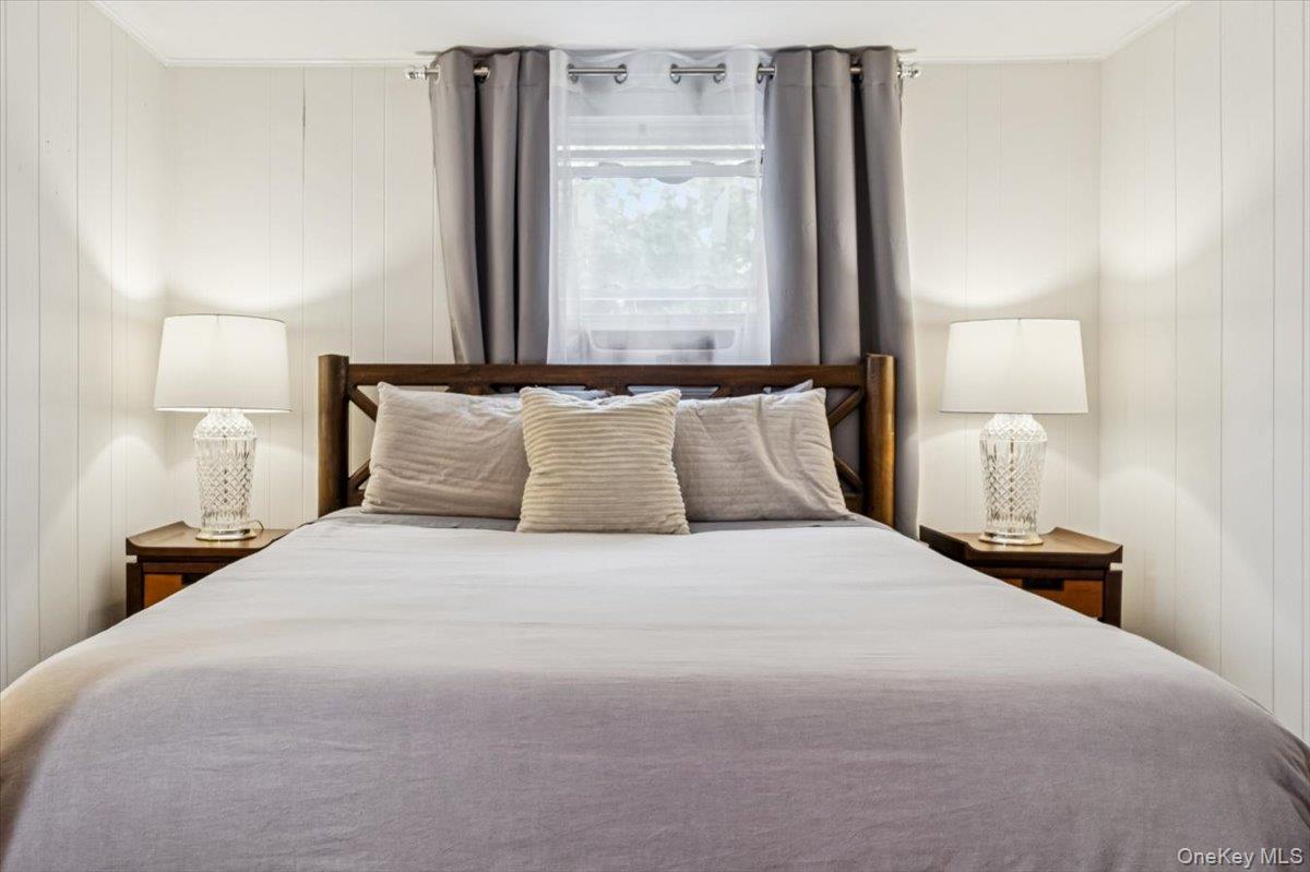 27 Mell Drive, North Babylon, NY 11703