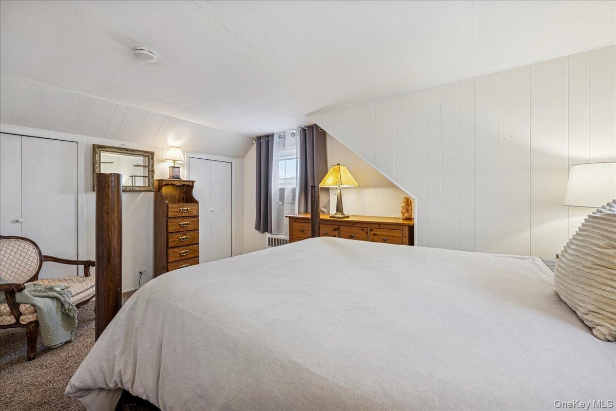 27 Mell Drive, North Babylon, NY 11703