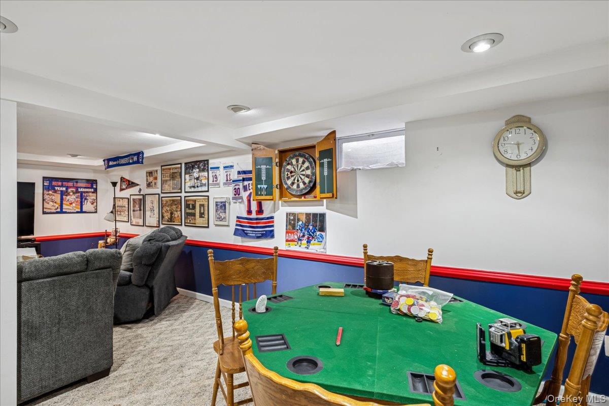 27 Mell Drive, North Babylon, NY 11703