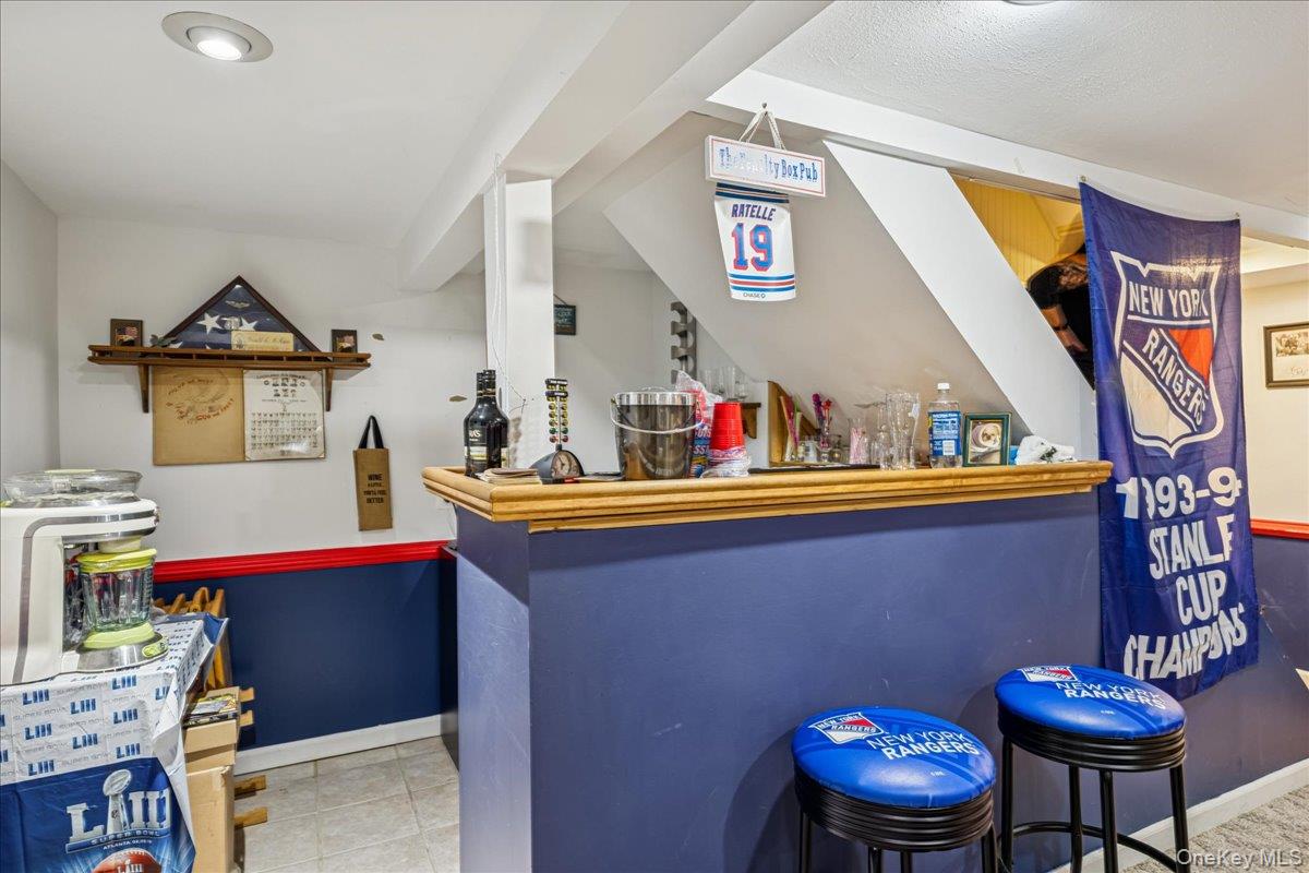 27 Mell Drive, North Babylon, NY 11703