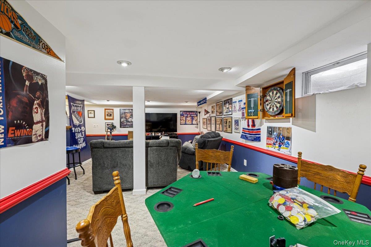 27 Mell Drive, North Babylon, NY 11703