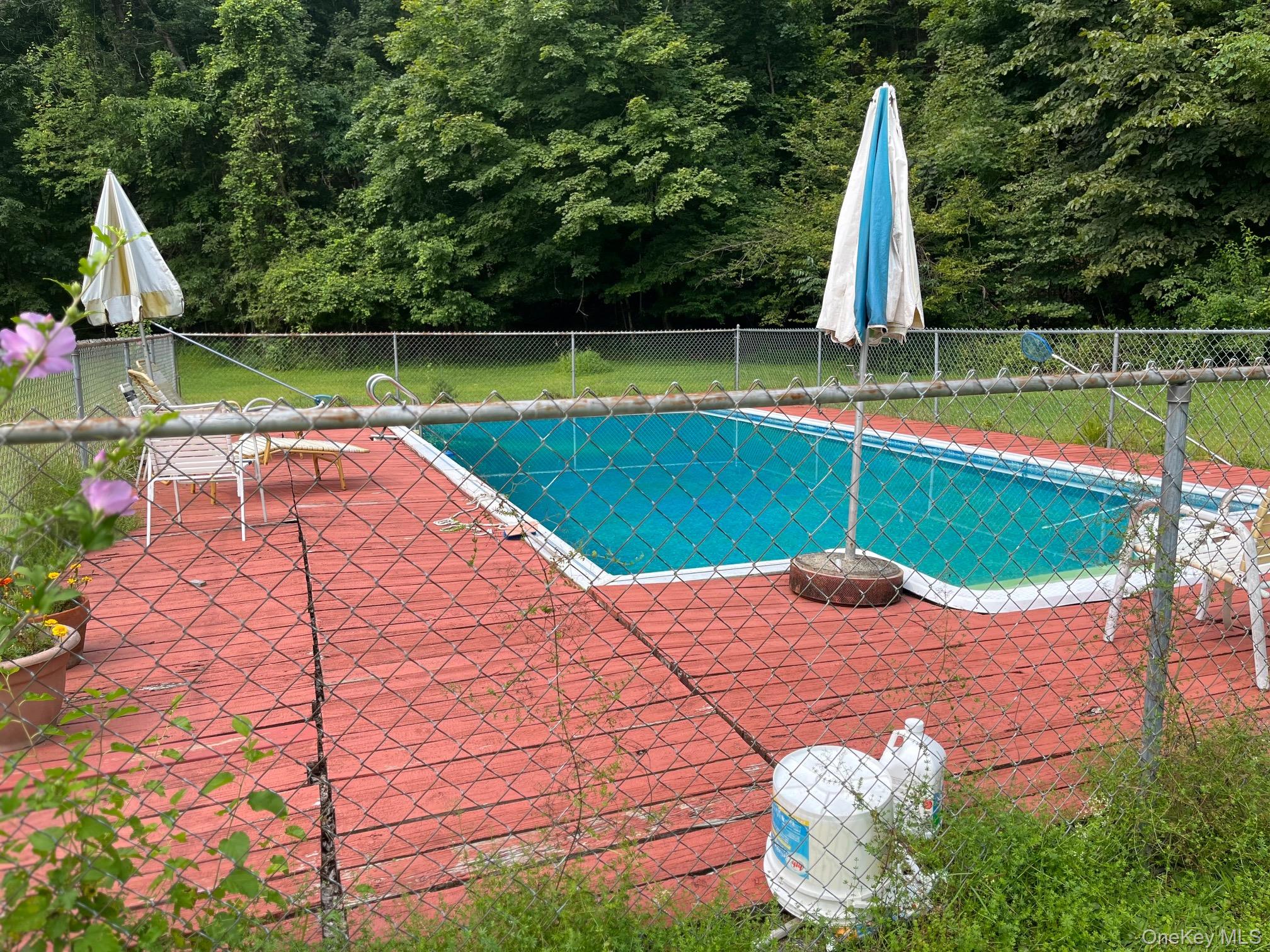 116 Nissenbaum Drive, Spring Glen, NY 12428