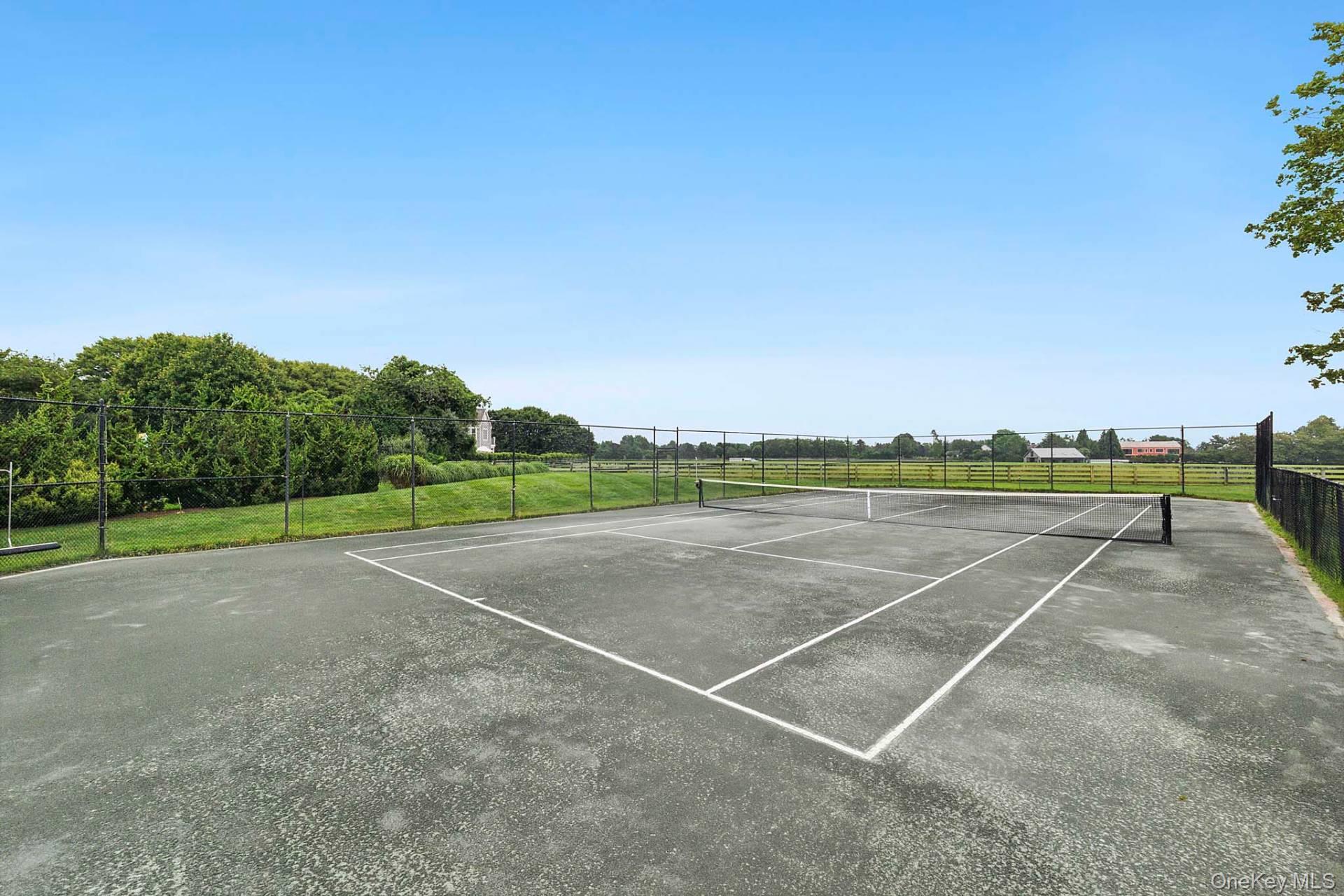 83 Pauls Lane, Water Mill, NY 11976