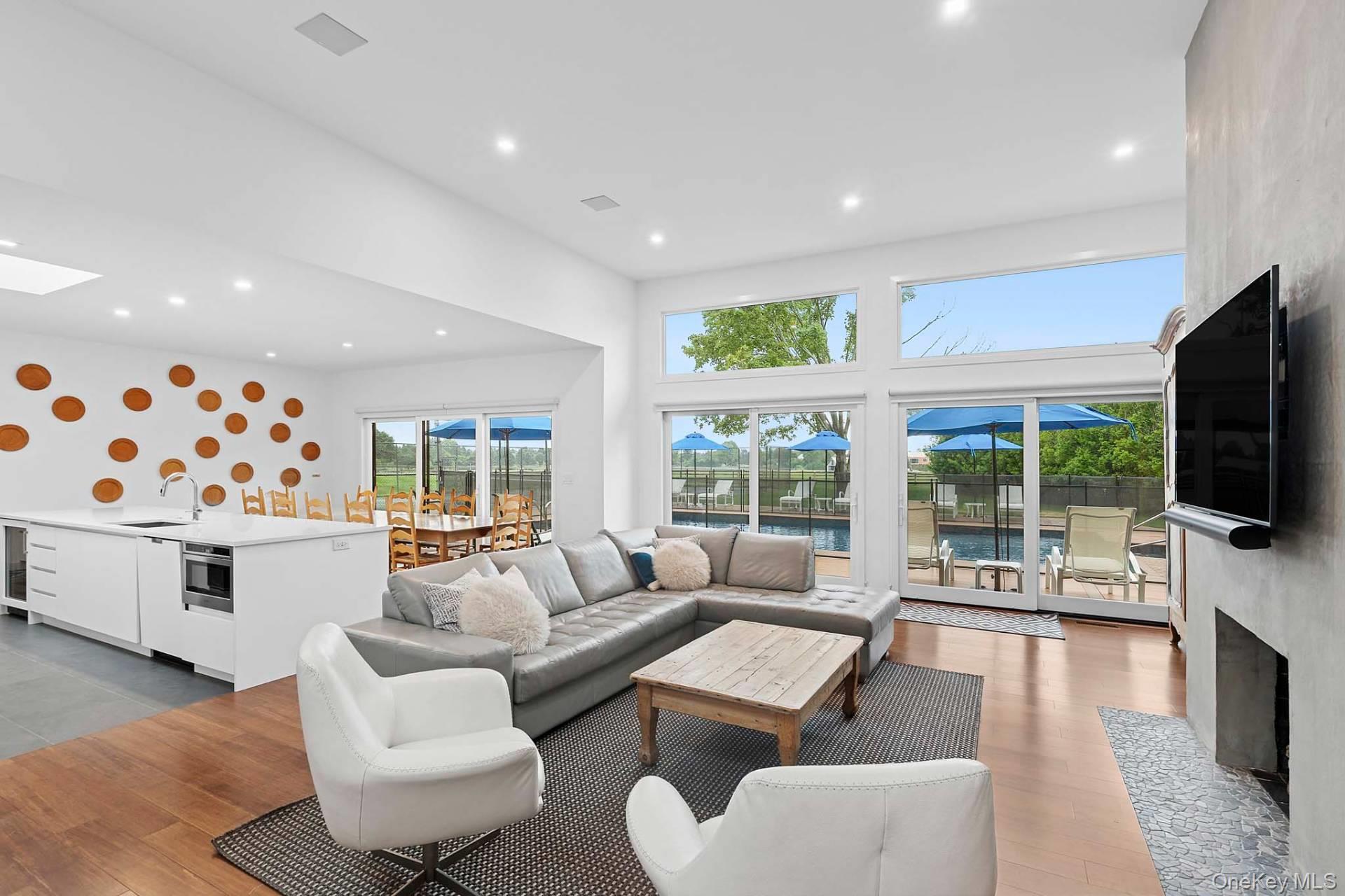 83 Pauls Lane, Water Mill, NY 11976