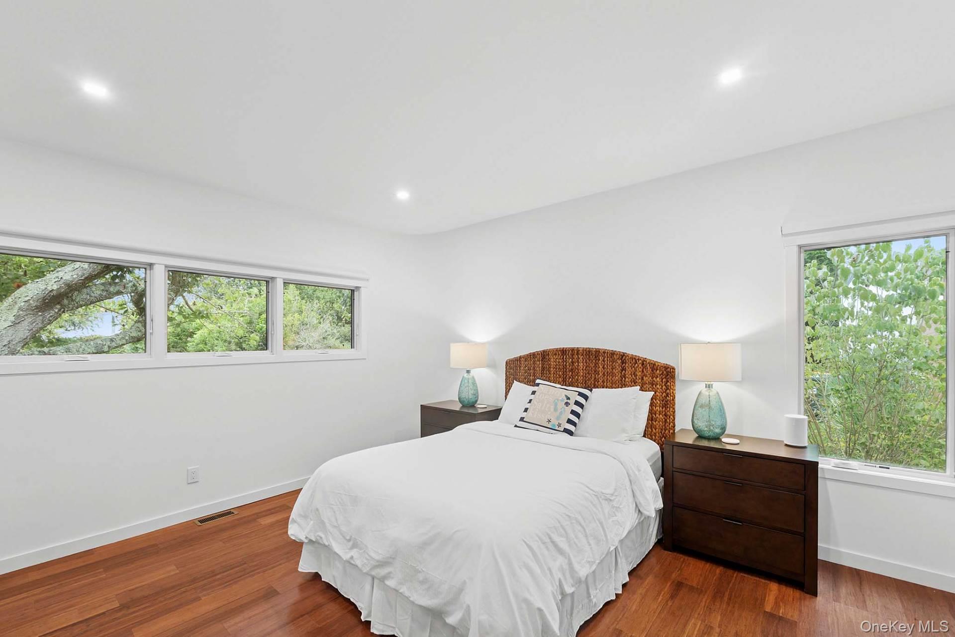 83 Pauls Lane, Water Mill, NY 11976