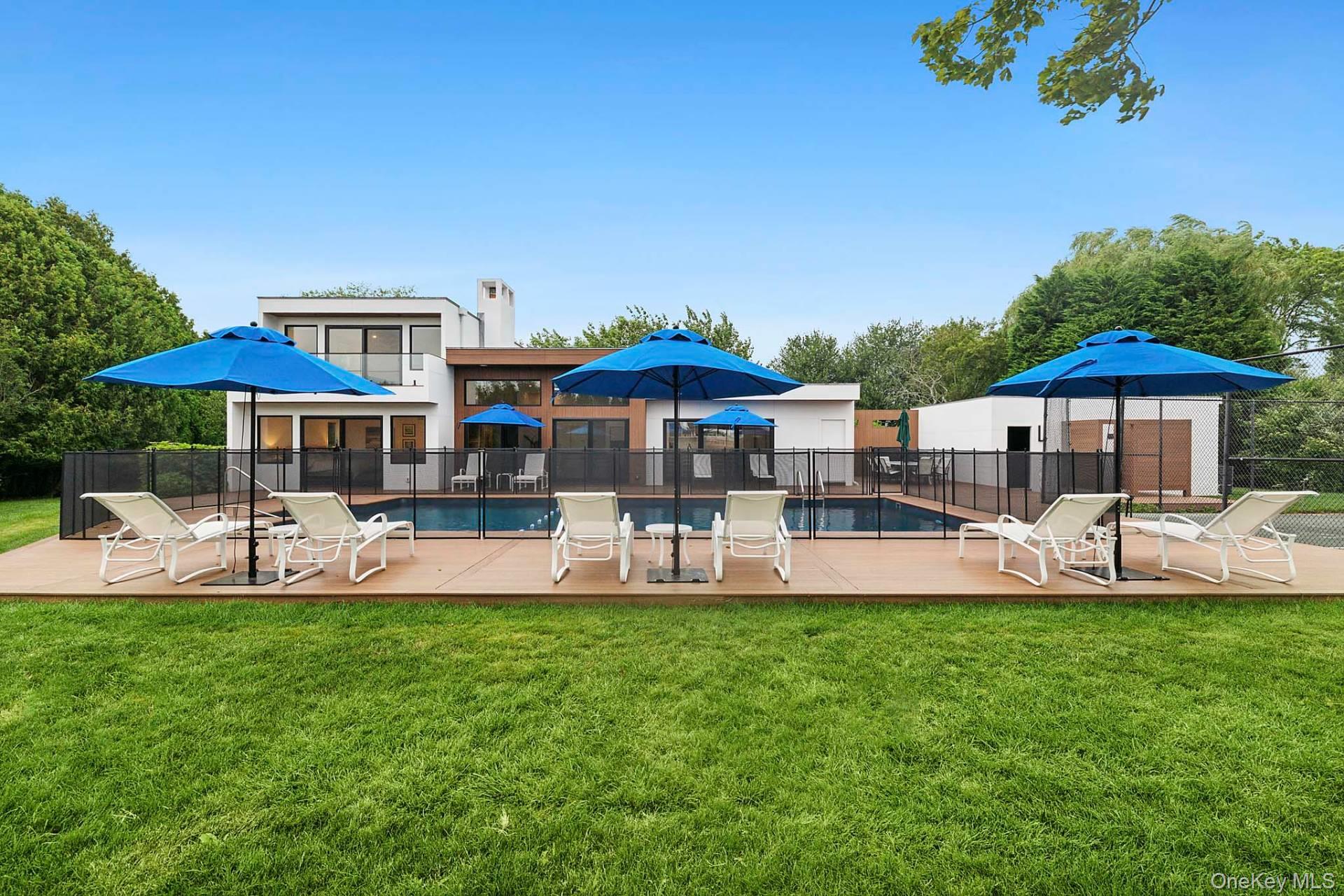 83 Pauls Lane, Water Mill, NY 11976