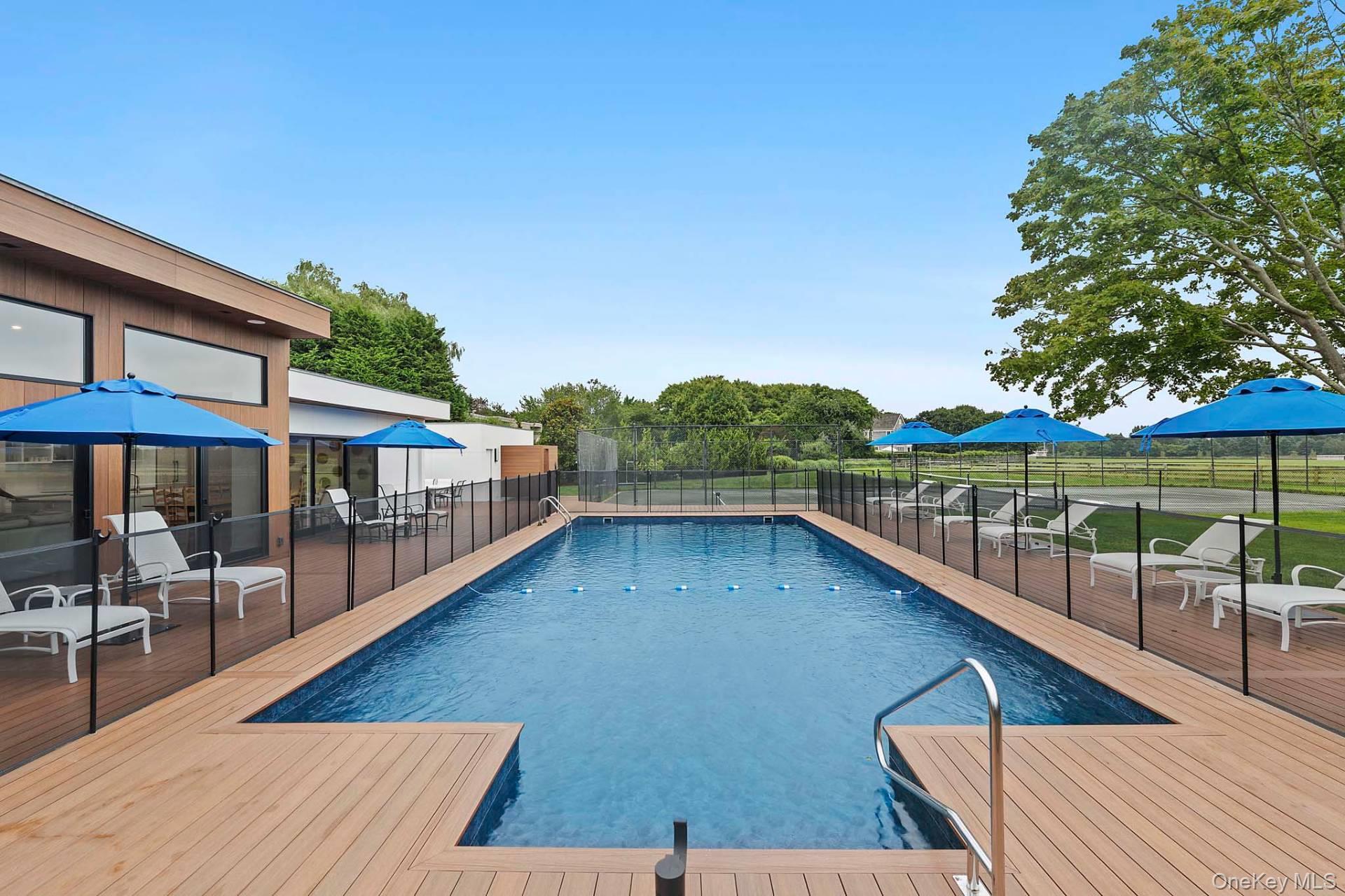 83 Pauls Lane, Water Mill, NY 11976