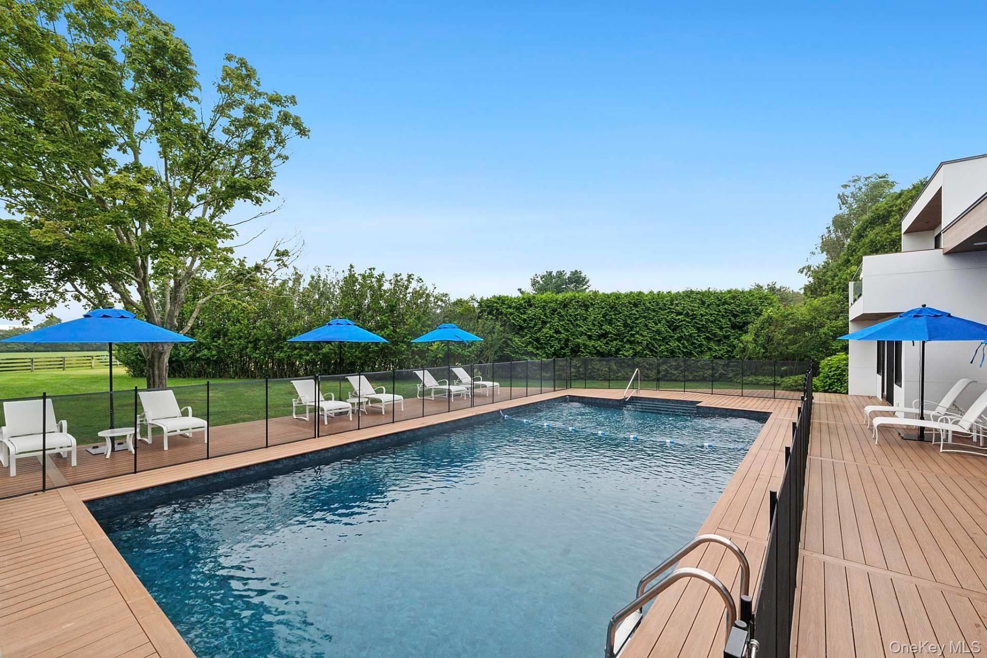 83 Pauls Lane, Water Mill, NY 11976