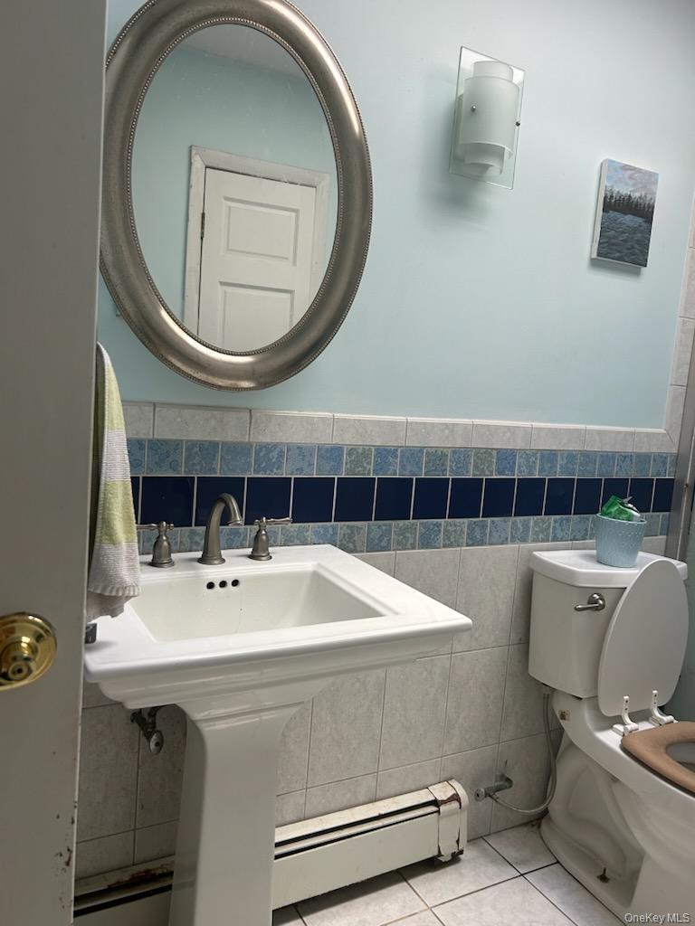 53 Drake Avenue, Bellport, NY 11713