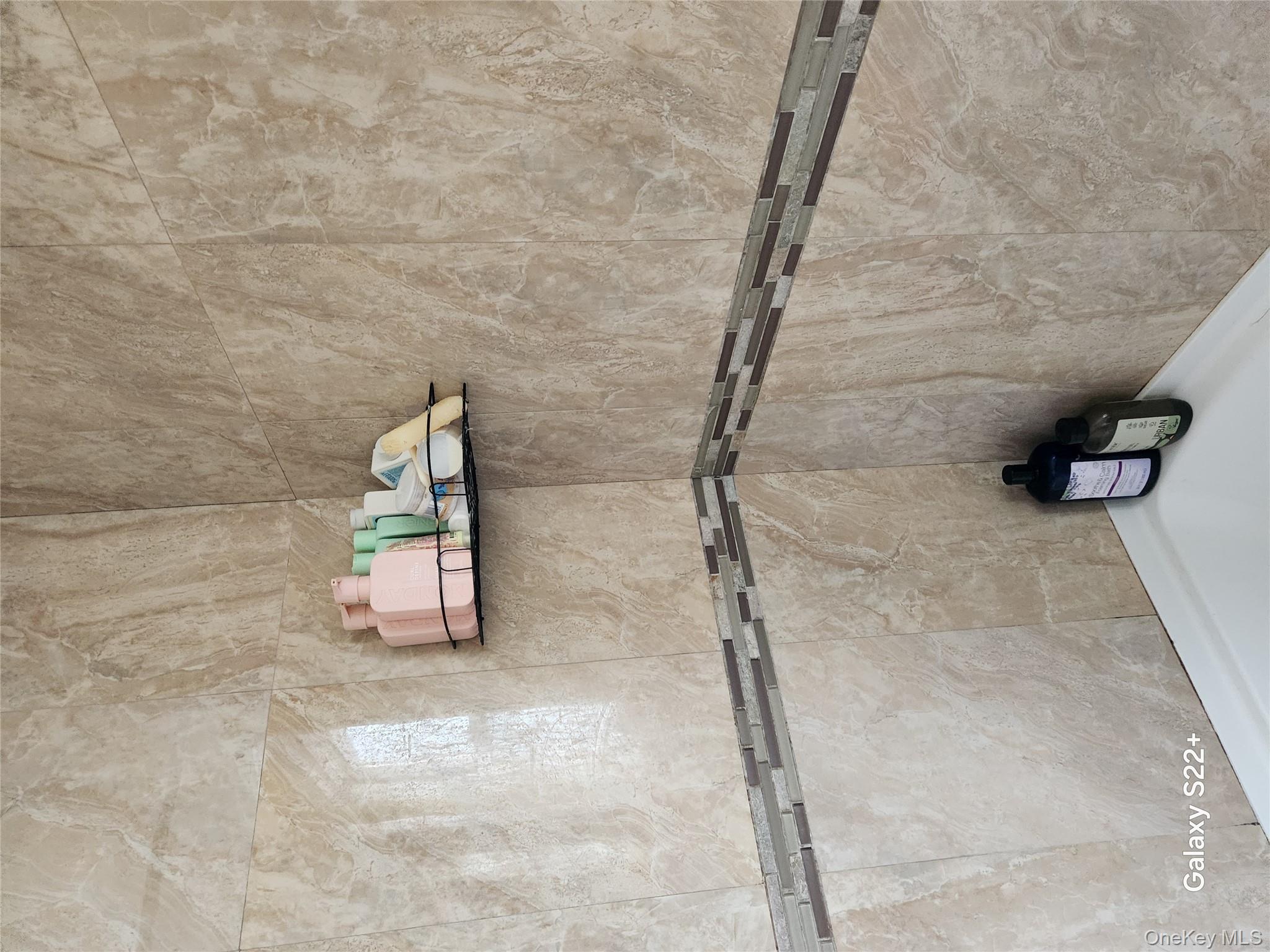 53 Drake Avenue, Bellport, NY 11713