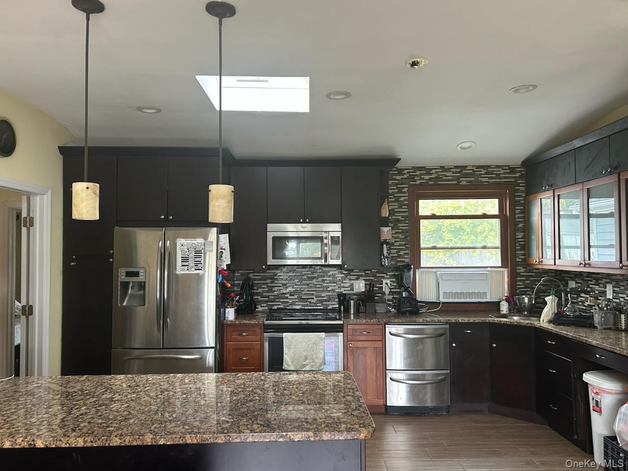 53 Drake Avenue, Bellport, NY 11713