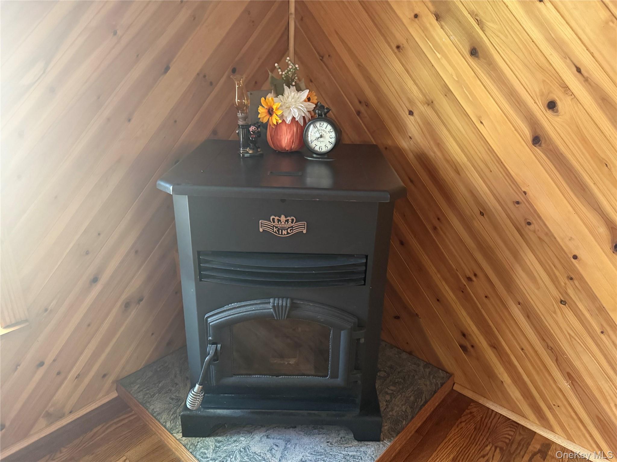 35 Oneida Trail, Glen Spey, NY 12737