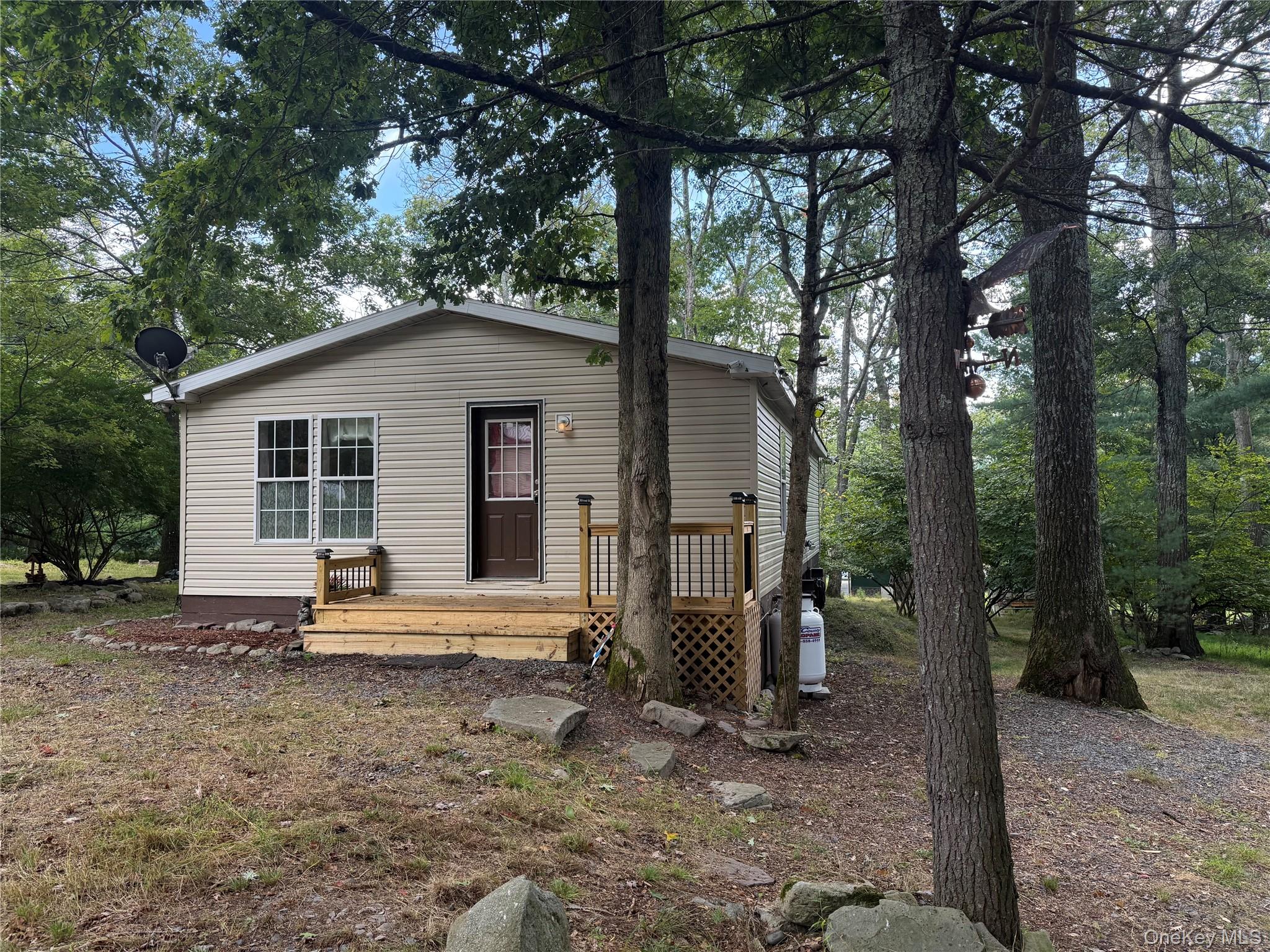 35 Oneida Trail, Glen Spey, NY 12737