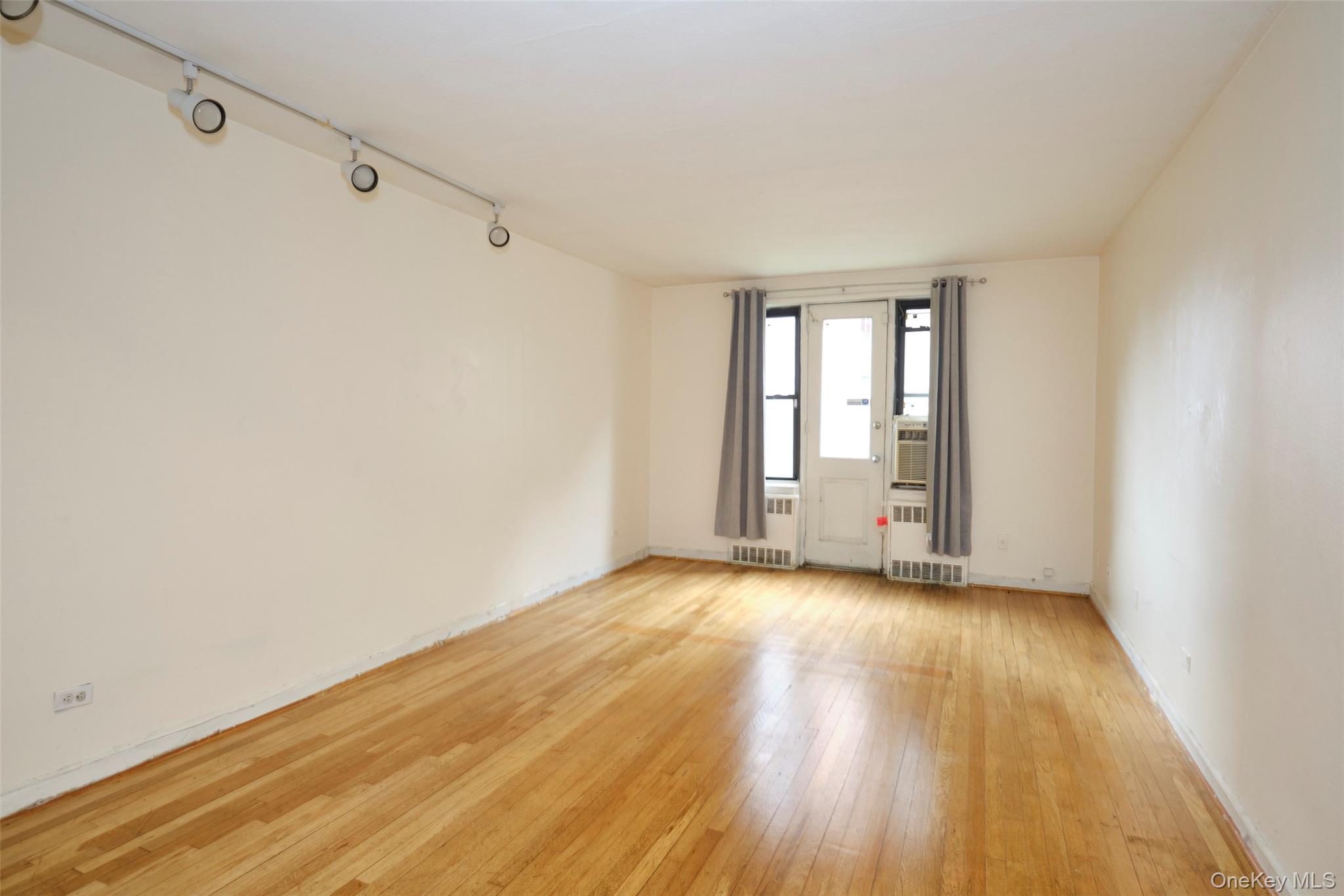 15011 72nd Road # 1C, Kew Garden Hills, NY 11367