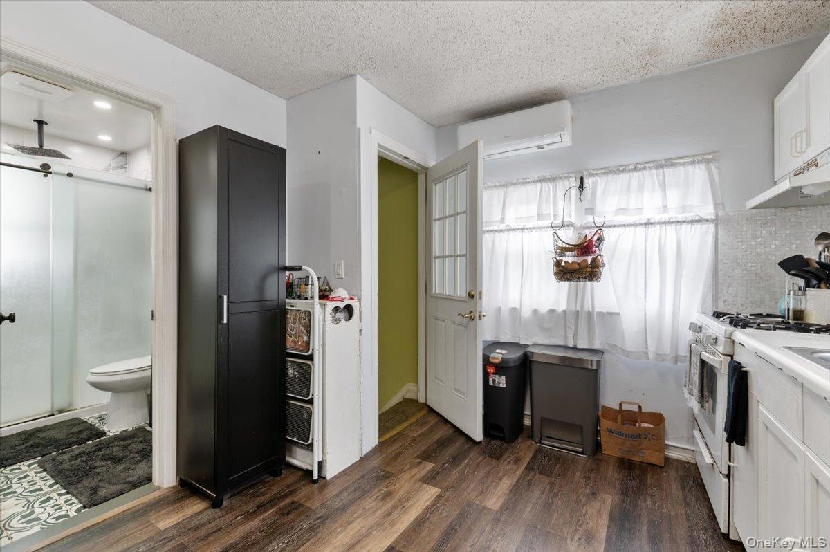 15320 121st Avenue, Jamaica, NY 11434