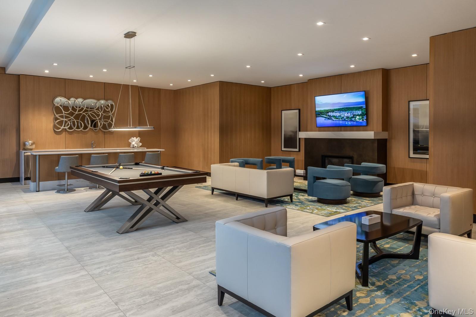 100 Garvies Point Road # 1102, Glen Cove, NY 11542