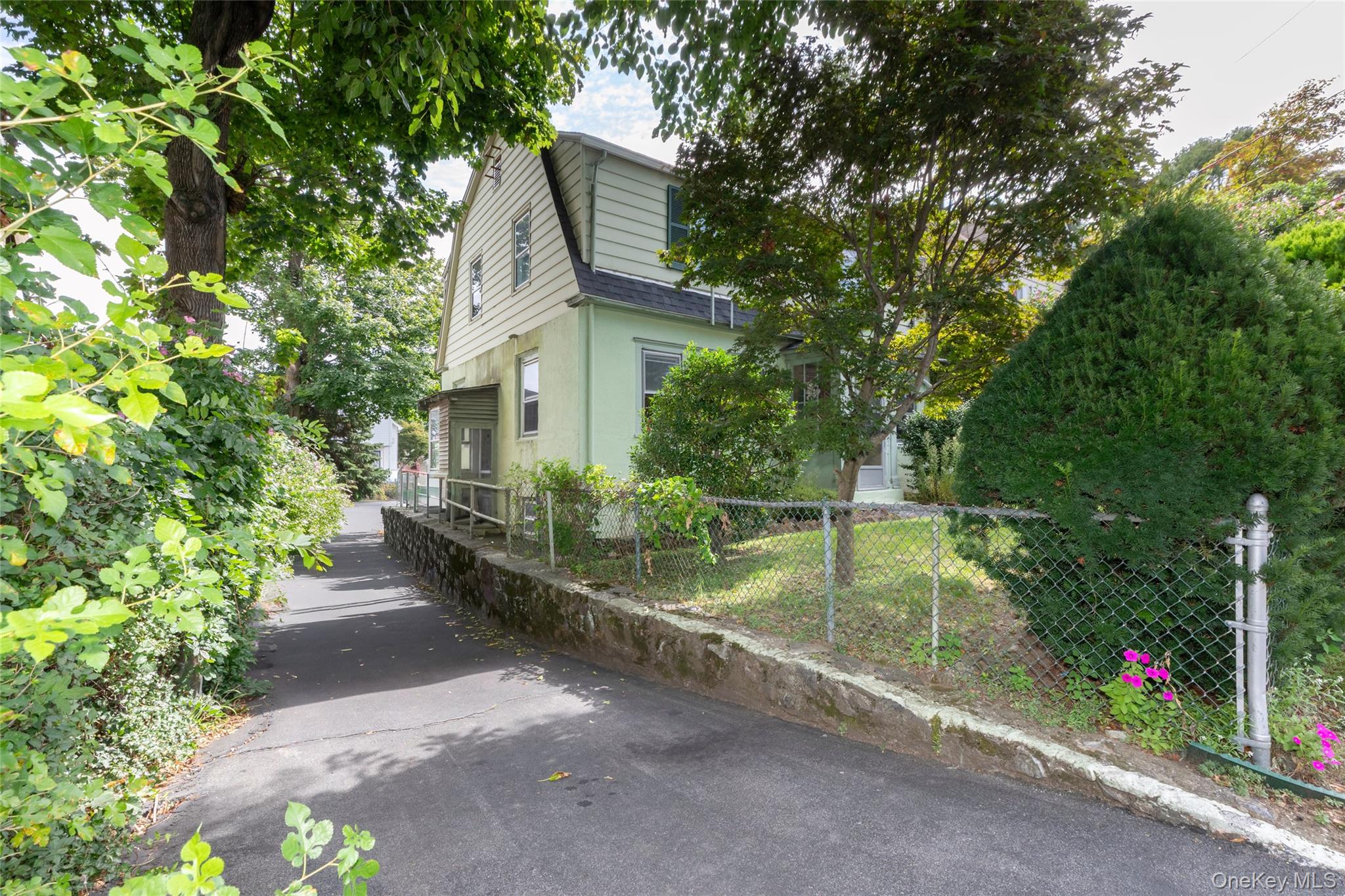 531 1/2 Willett Avenue, Port Chester, NY 10573