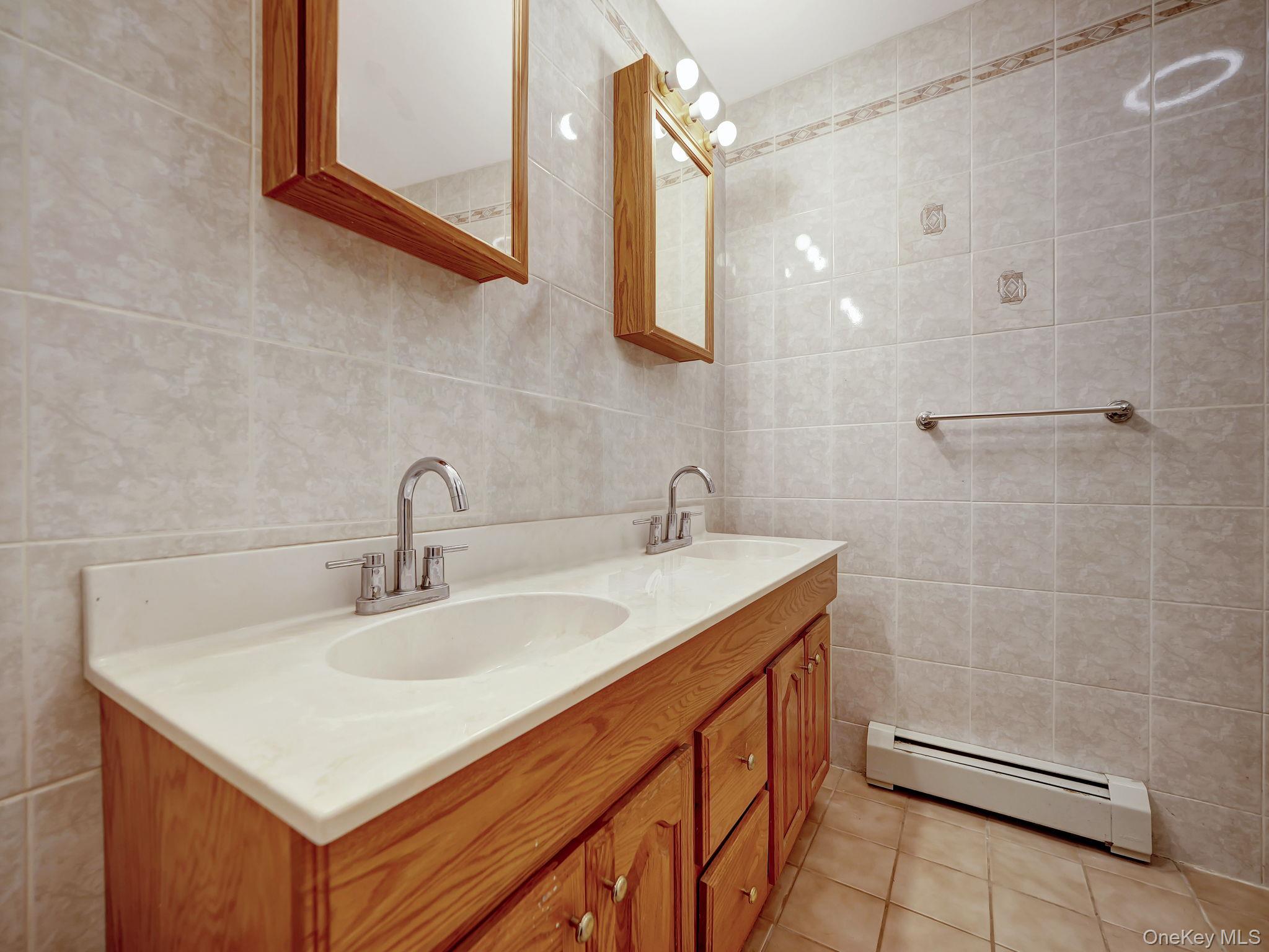 155 Parkside Drive, Suffern, NY 10901