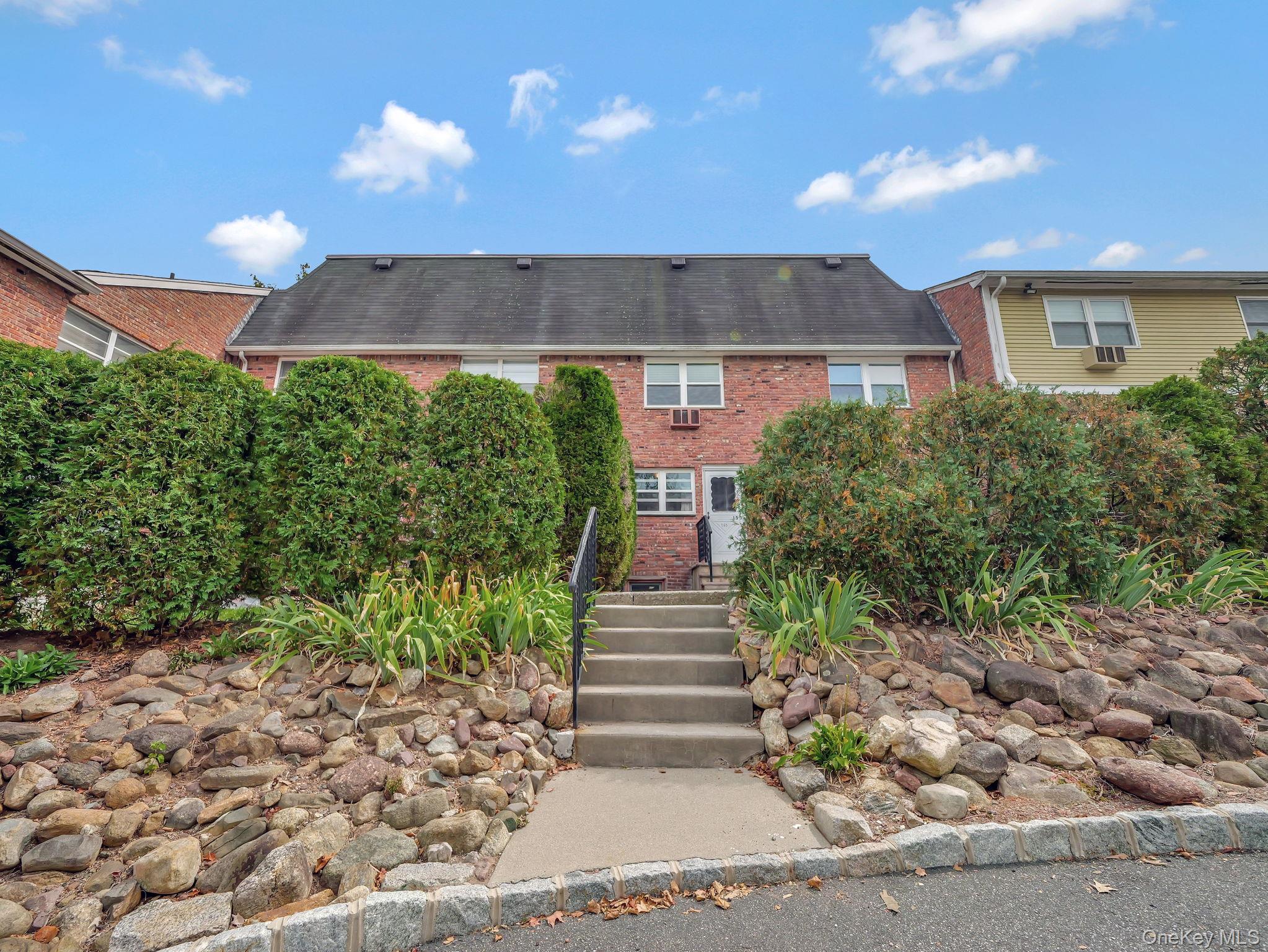 155 Parkside Drive, Suffern, NY 10901