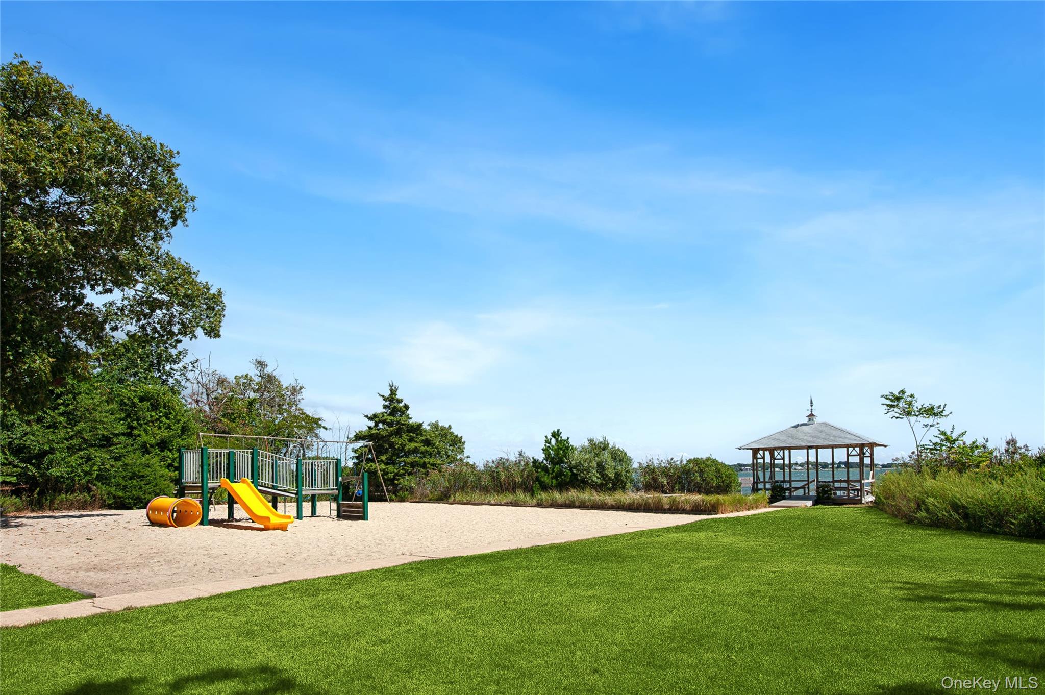 15 Osprey Avenue, East Quogue, NY 11942