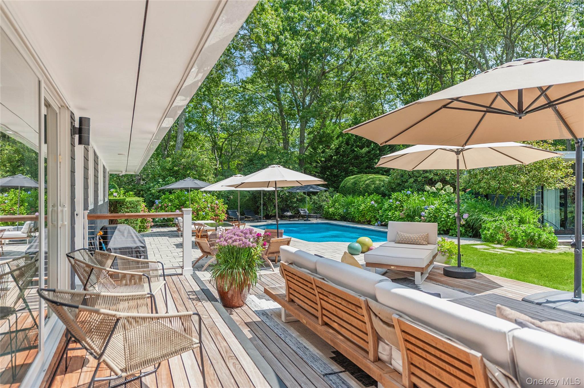 15 Osprey Avenue, East Quogue, NY 11942