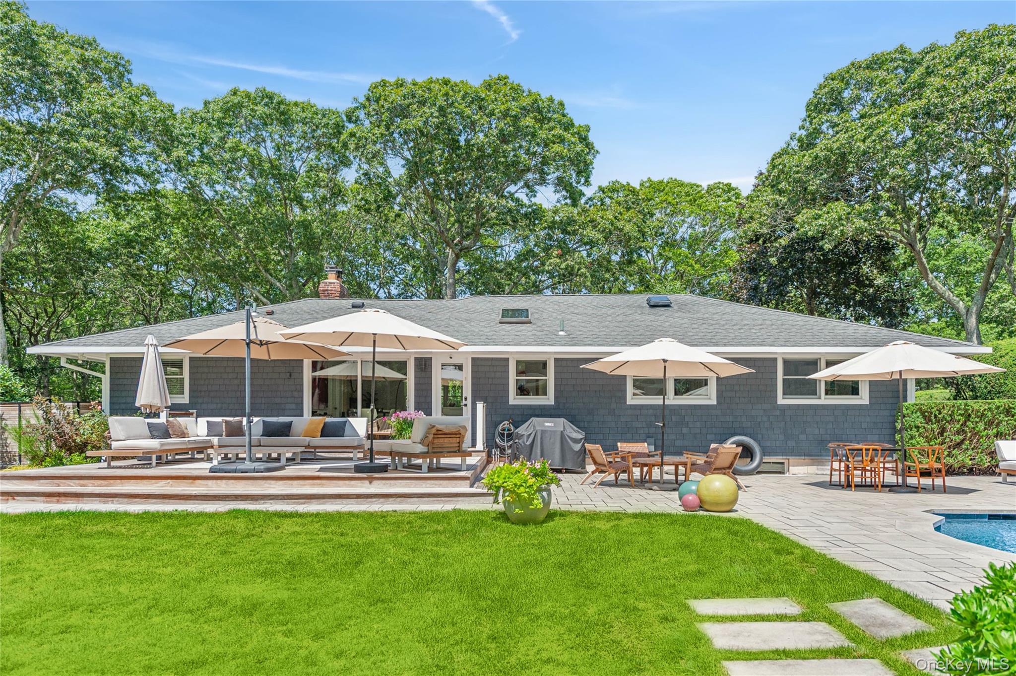 15 Osprey Avenue, East Quogue, NY 11942