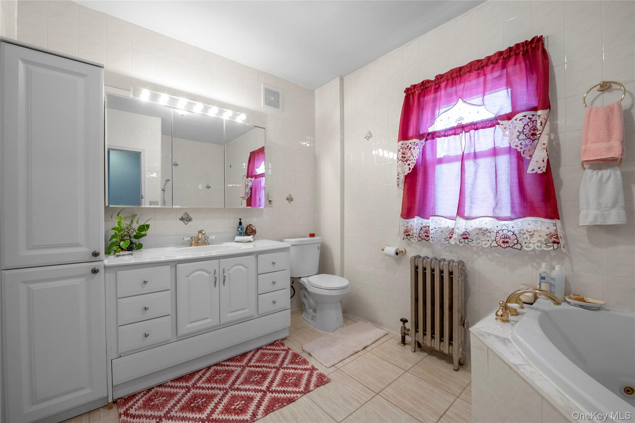 148-11 Kalmia Avenue, Flushing, NY 11355