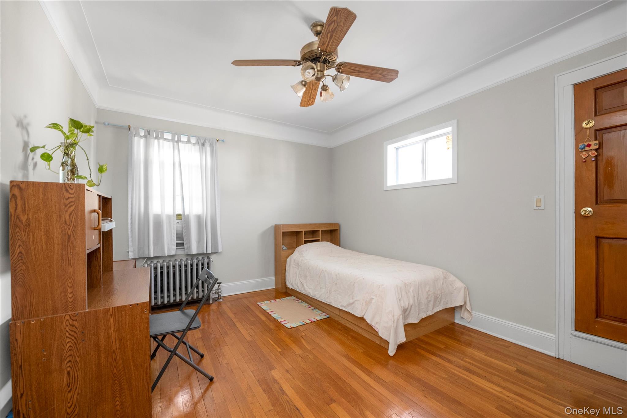 148-11 Kalmia Avenue, Flushing, NY 11355