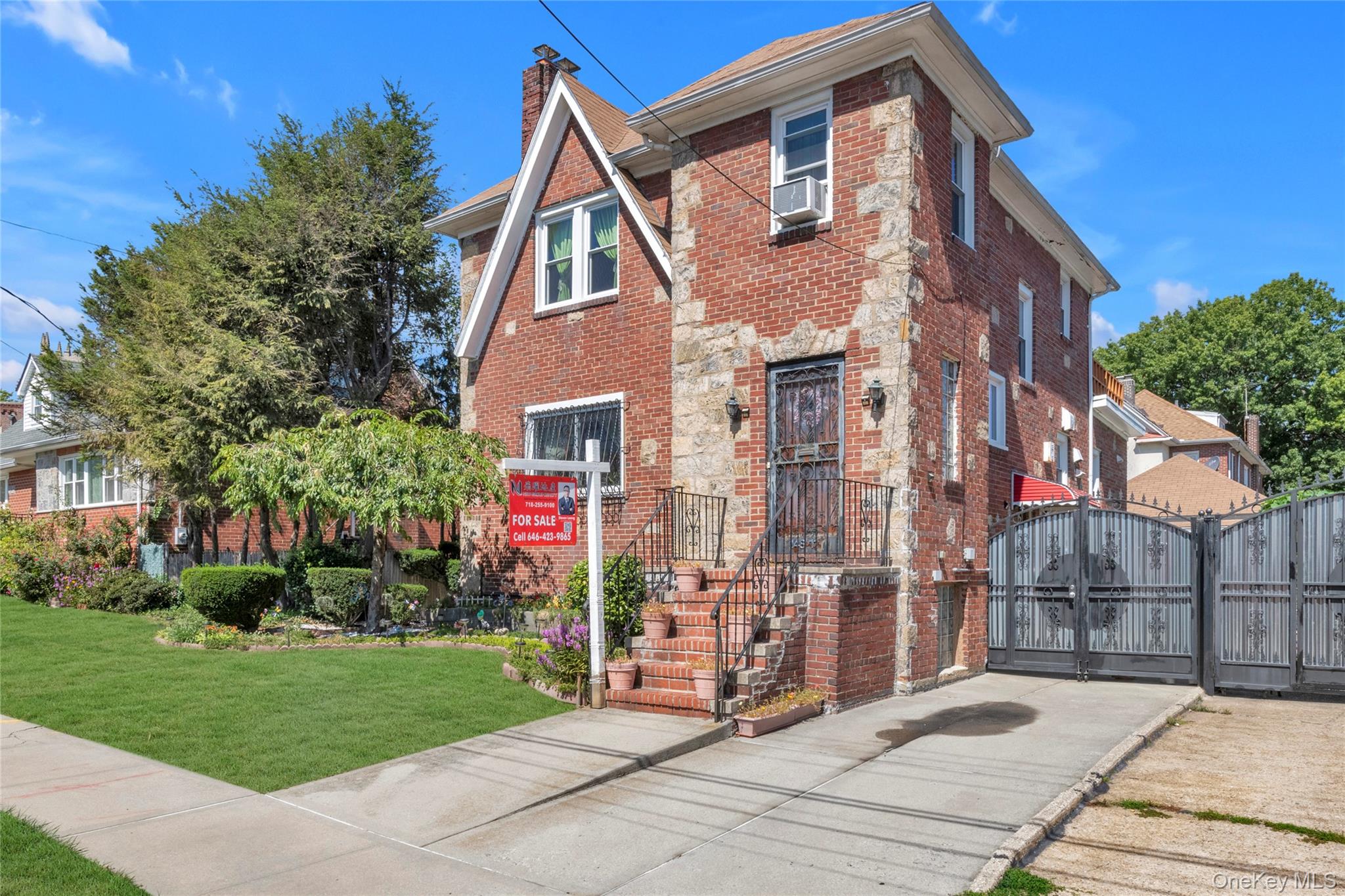 148-11 Kalmia Avenue, Flushing, NY 11355