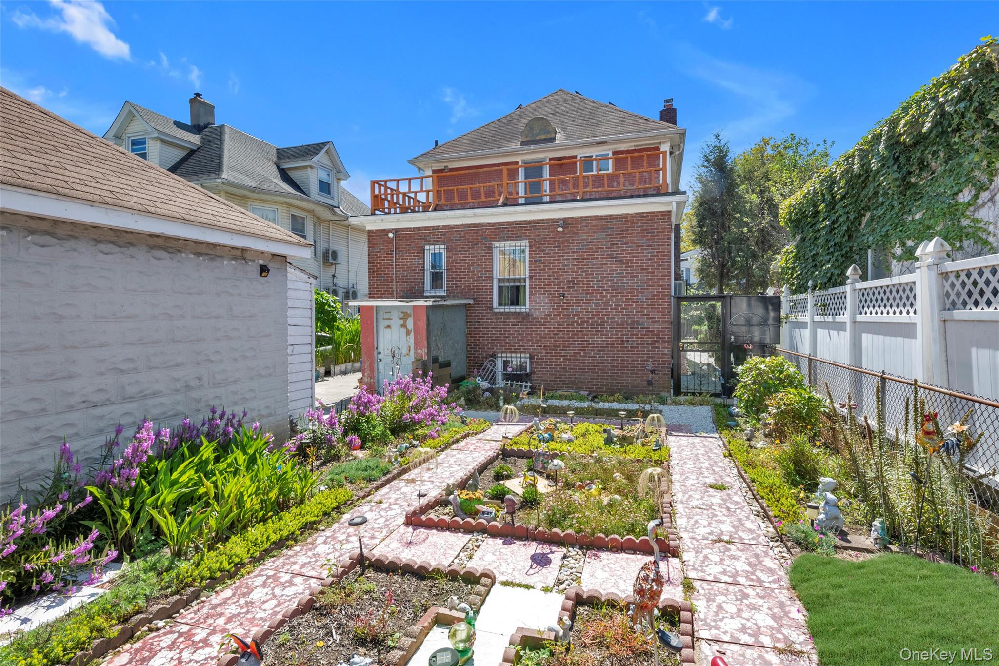 148-11 Kalmia Avenue, Flushing, NY 11355