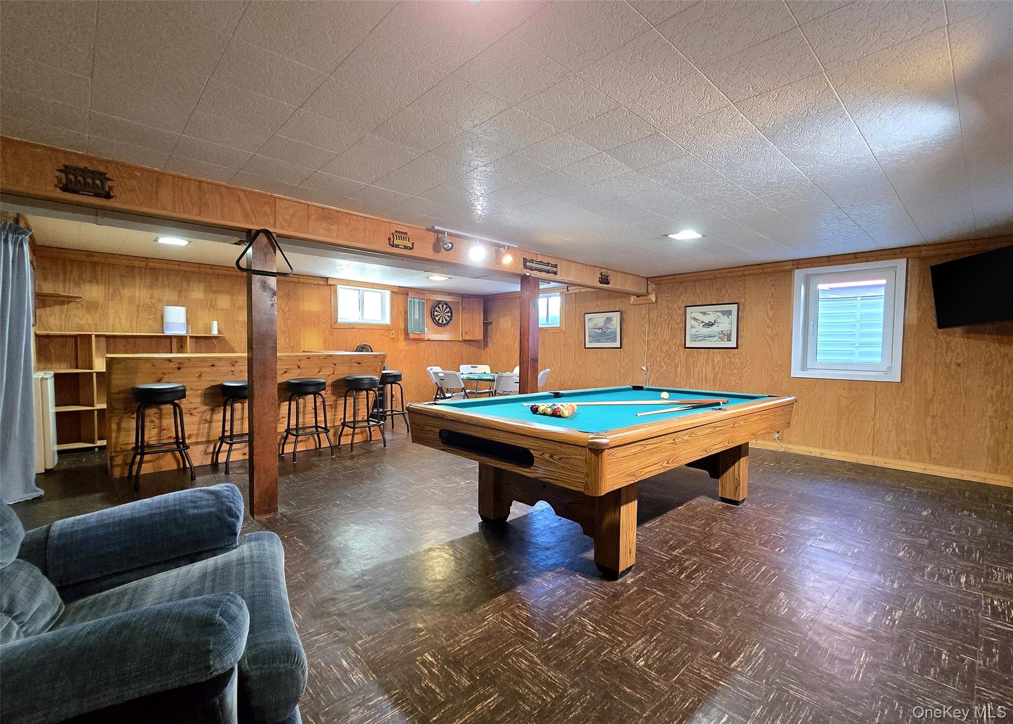 21 Jackson Avenue, Centereach, NY 11720