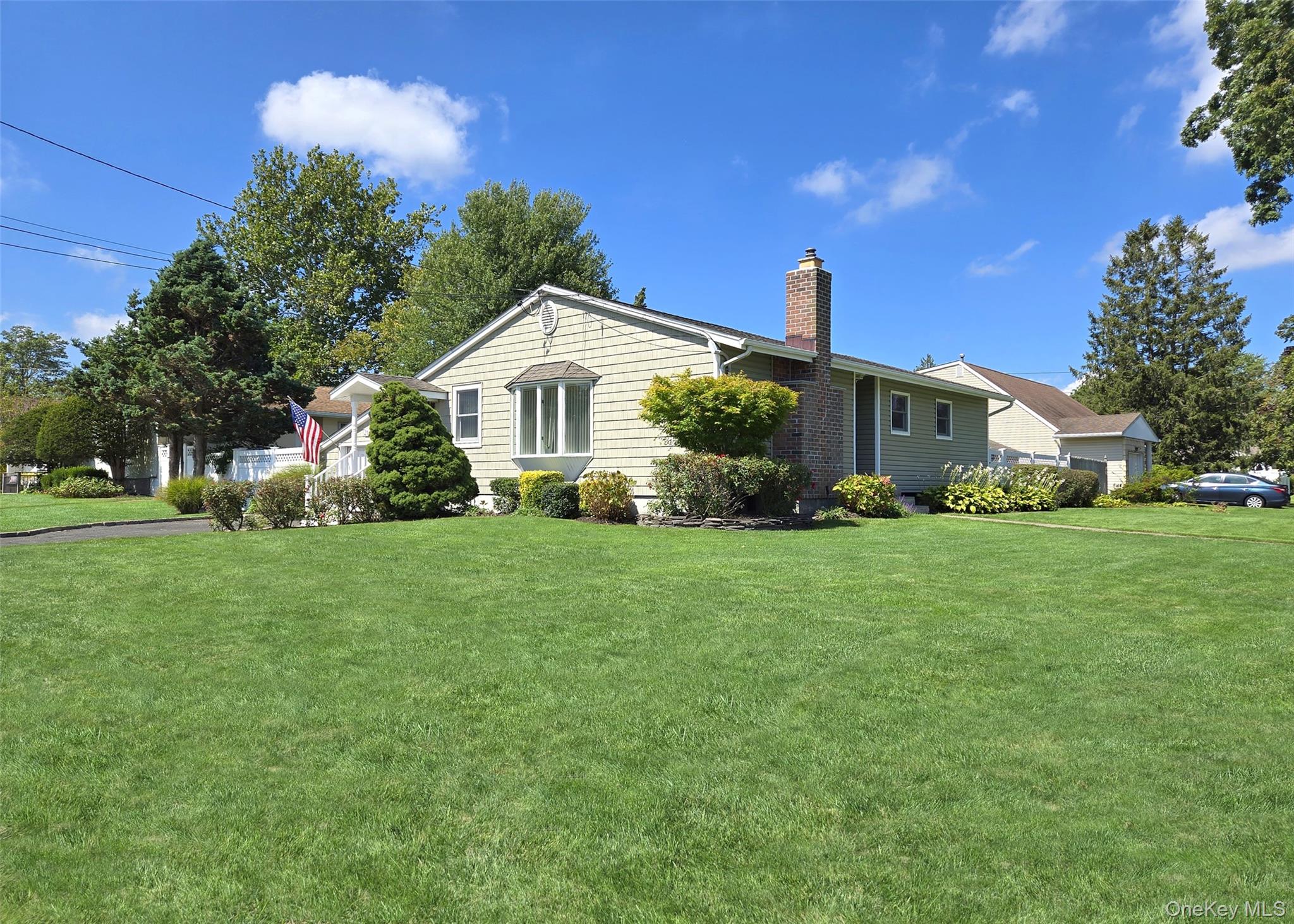 21 Jackson Avenue, Centereach, NY 11720