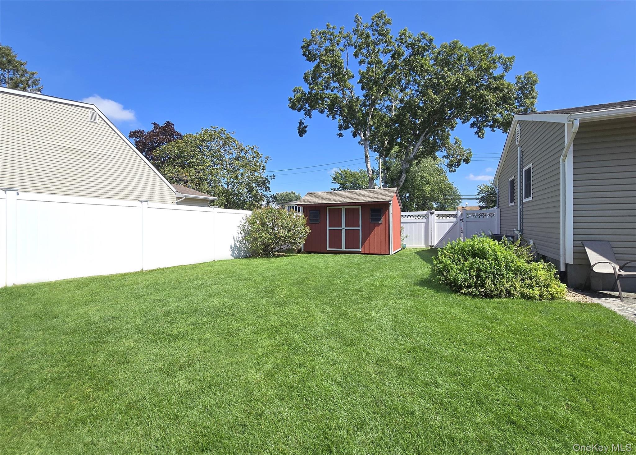 21 Jackson Avenue, Centereach, NY 11720