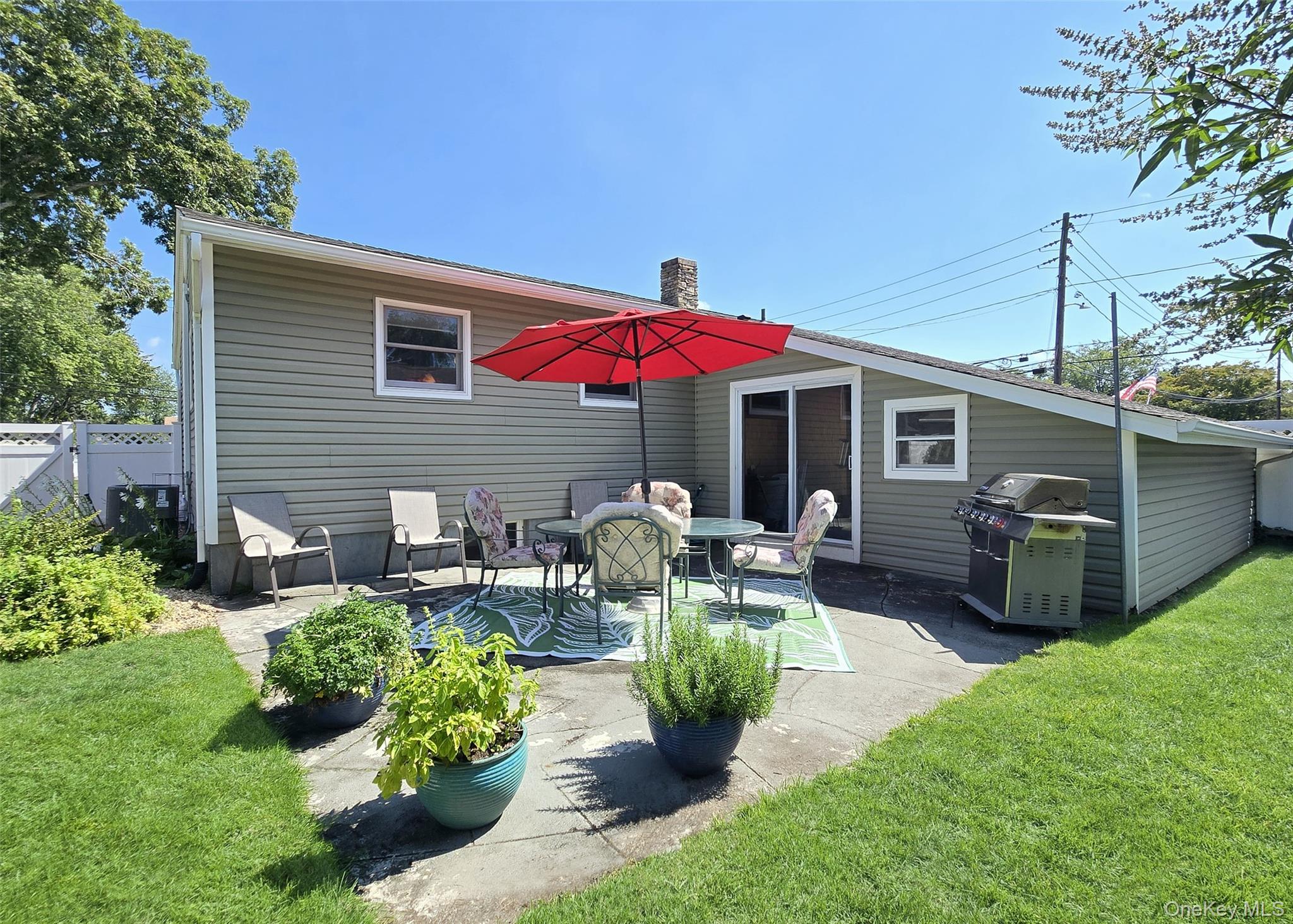 21 Jackson Avenue, Centereach, NY 11720