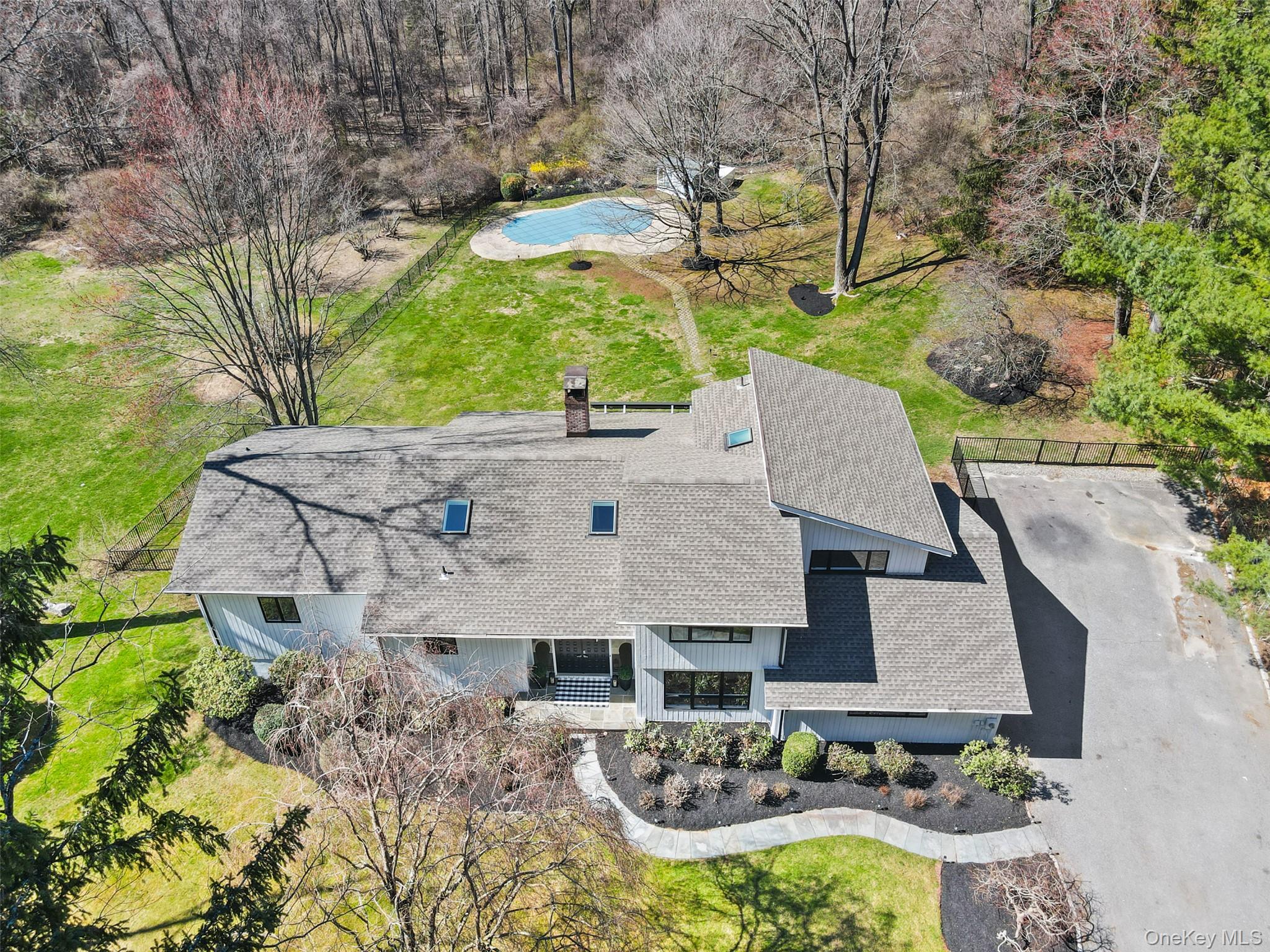 25 Round Hill Road, Armonk, NY 10504