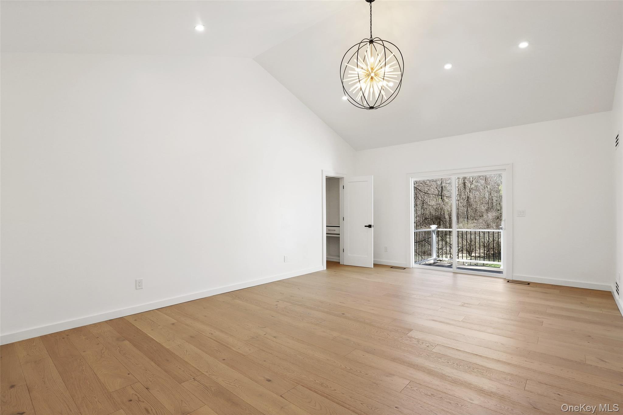 25 Round Hill Road, Armonk, NY 10504