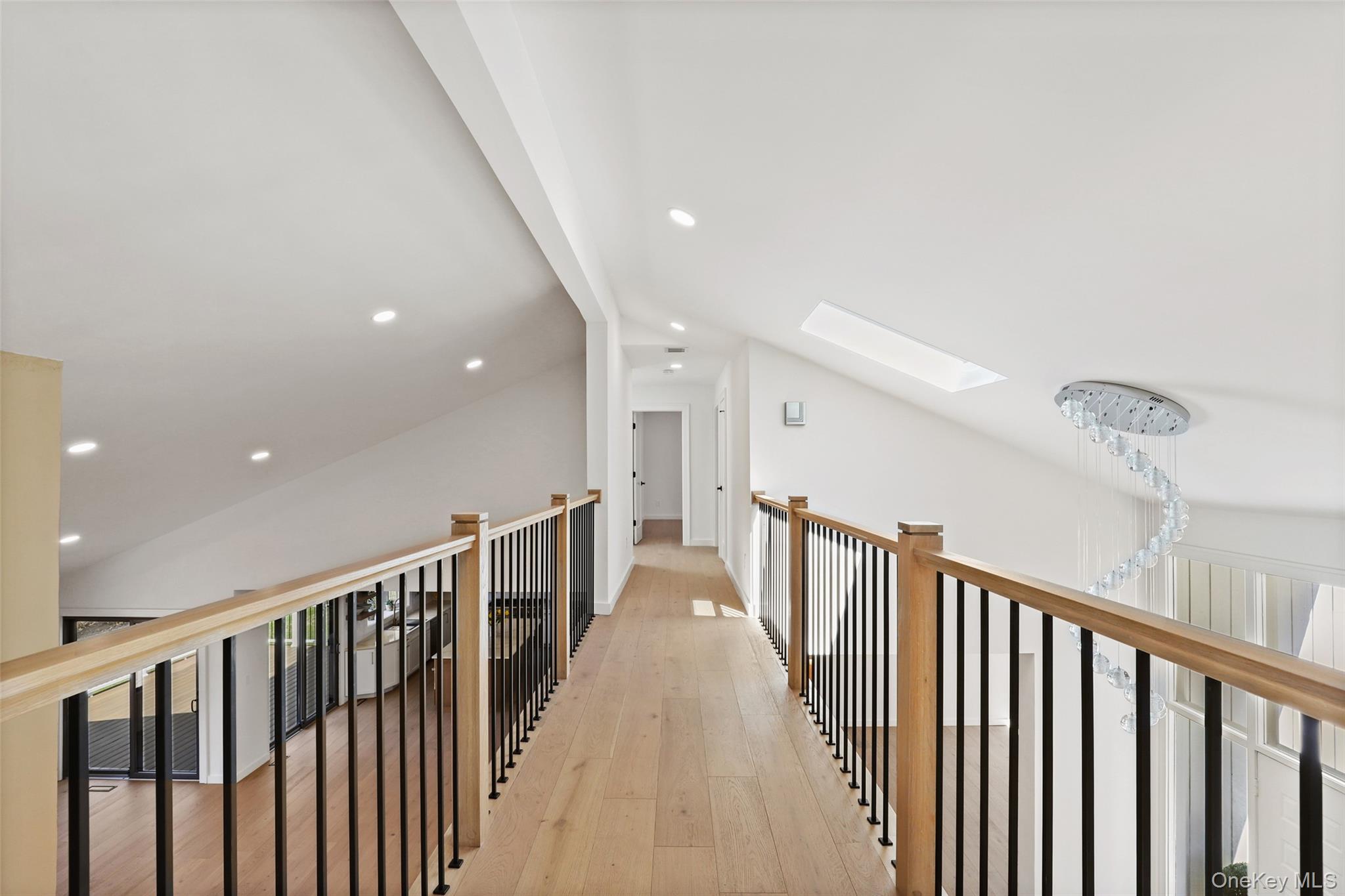 25 Round Hill Road, Armonk, NY 10504