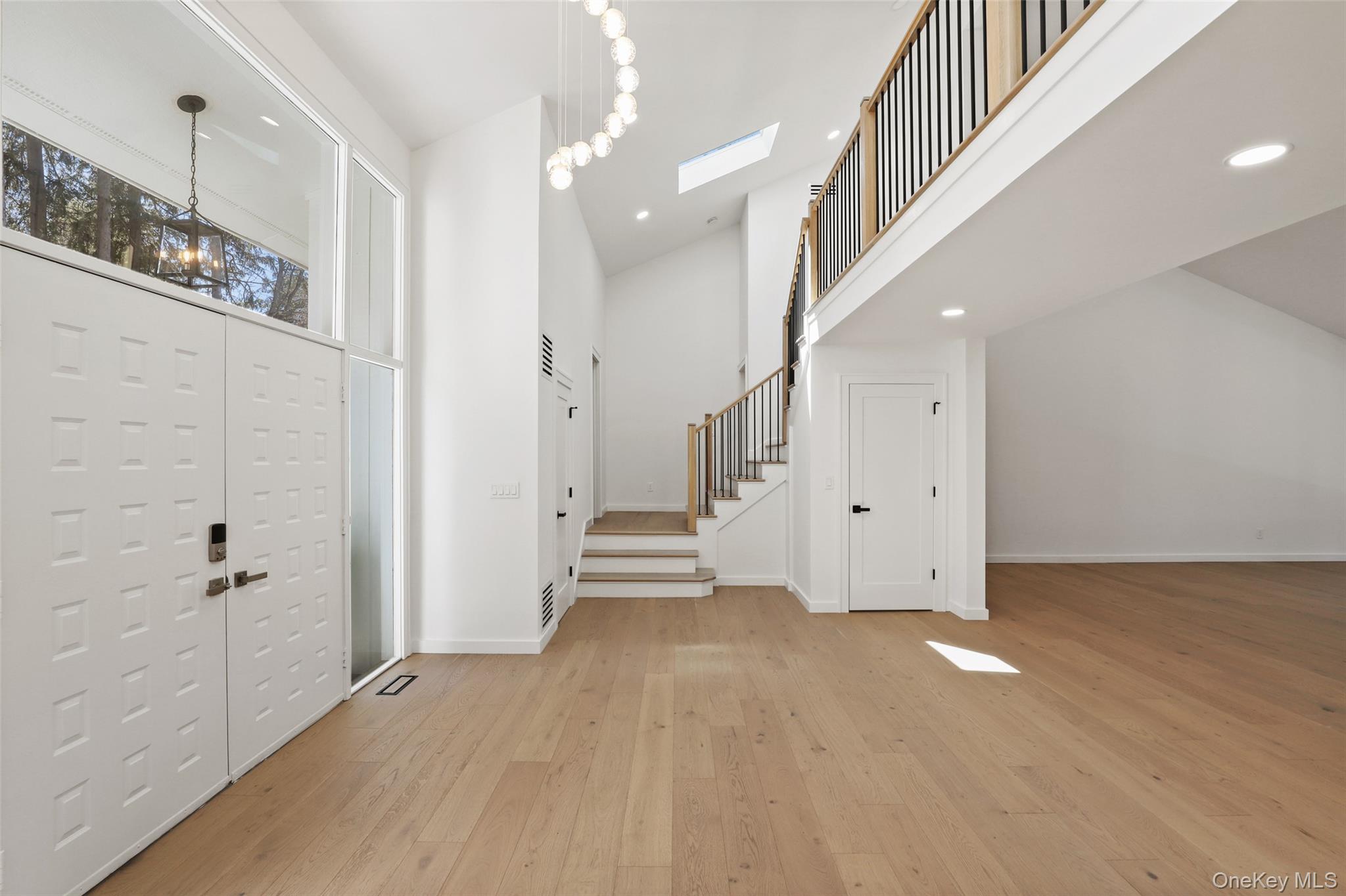 25 Round Hill Road, Armonk, NY 10504