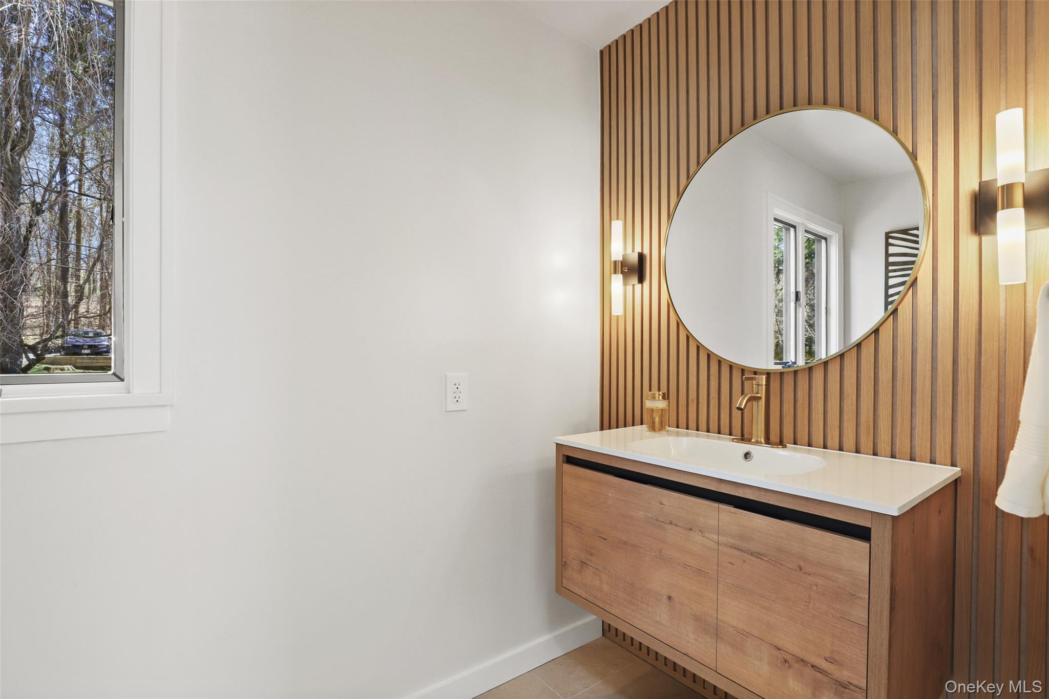 25 Round Hill Road, Armonk, NY 10504