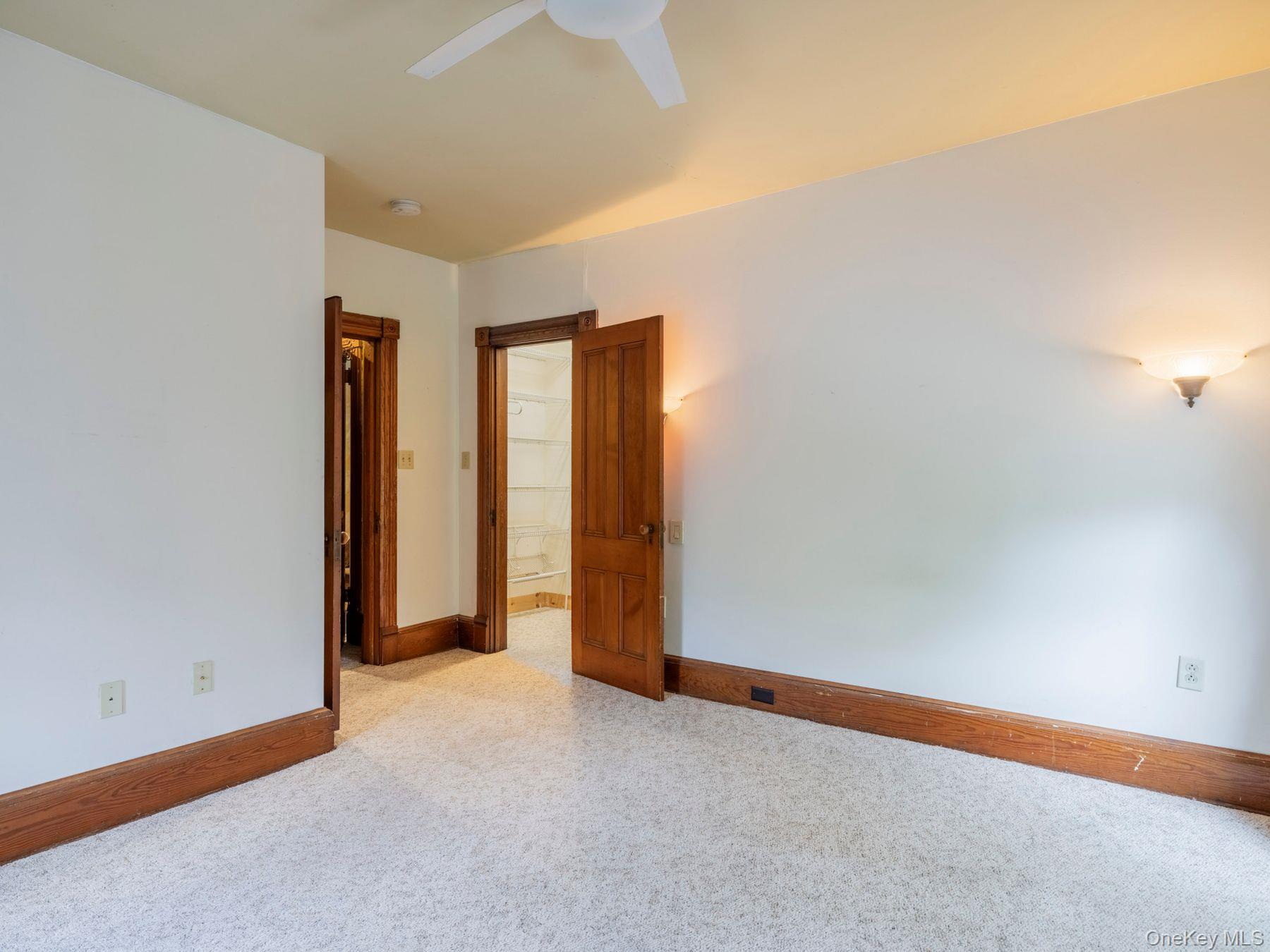 123 Vineyard Avenue, Highland, NY 12528