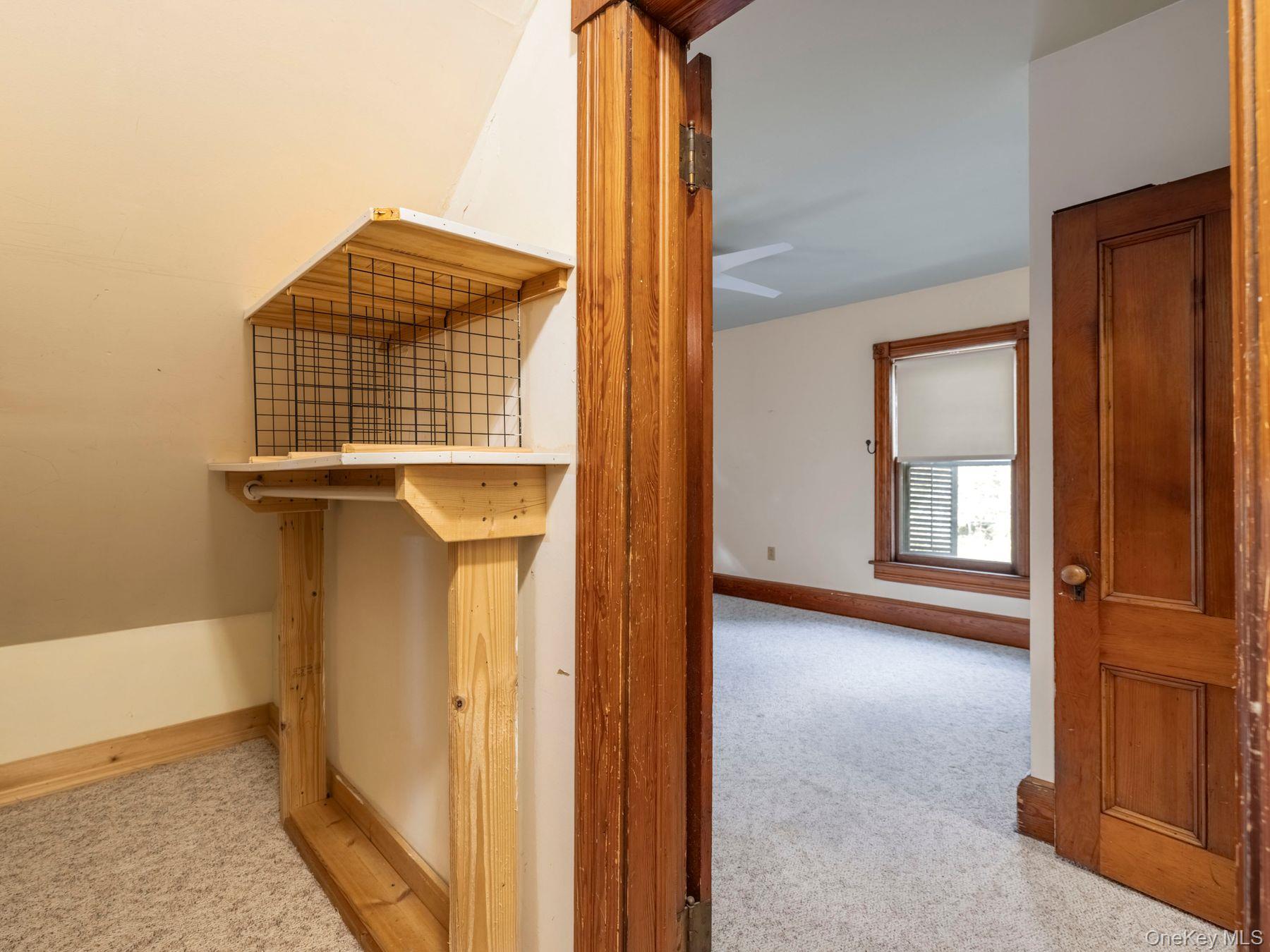 123 Vineyard Avenue, Highland, NY 12528