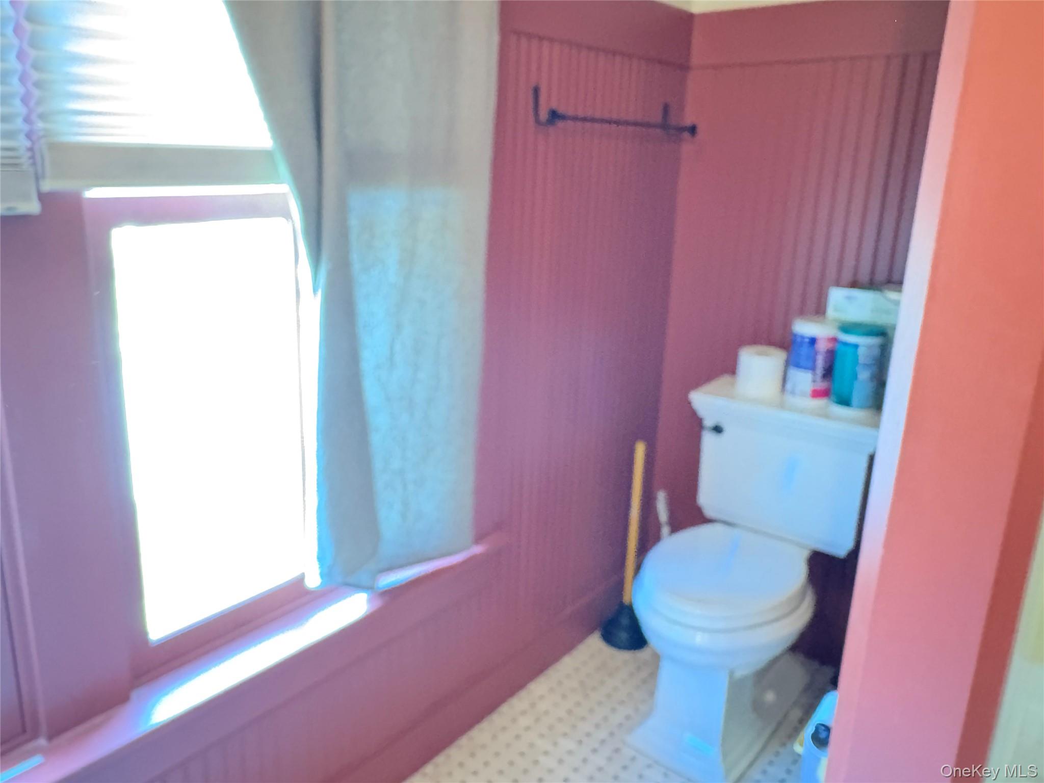 43 Rockland Avenue, Hillburn, NY 10931